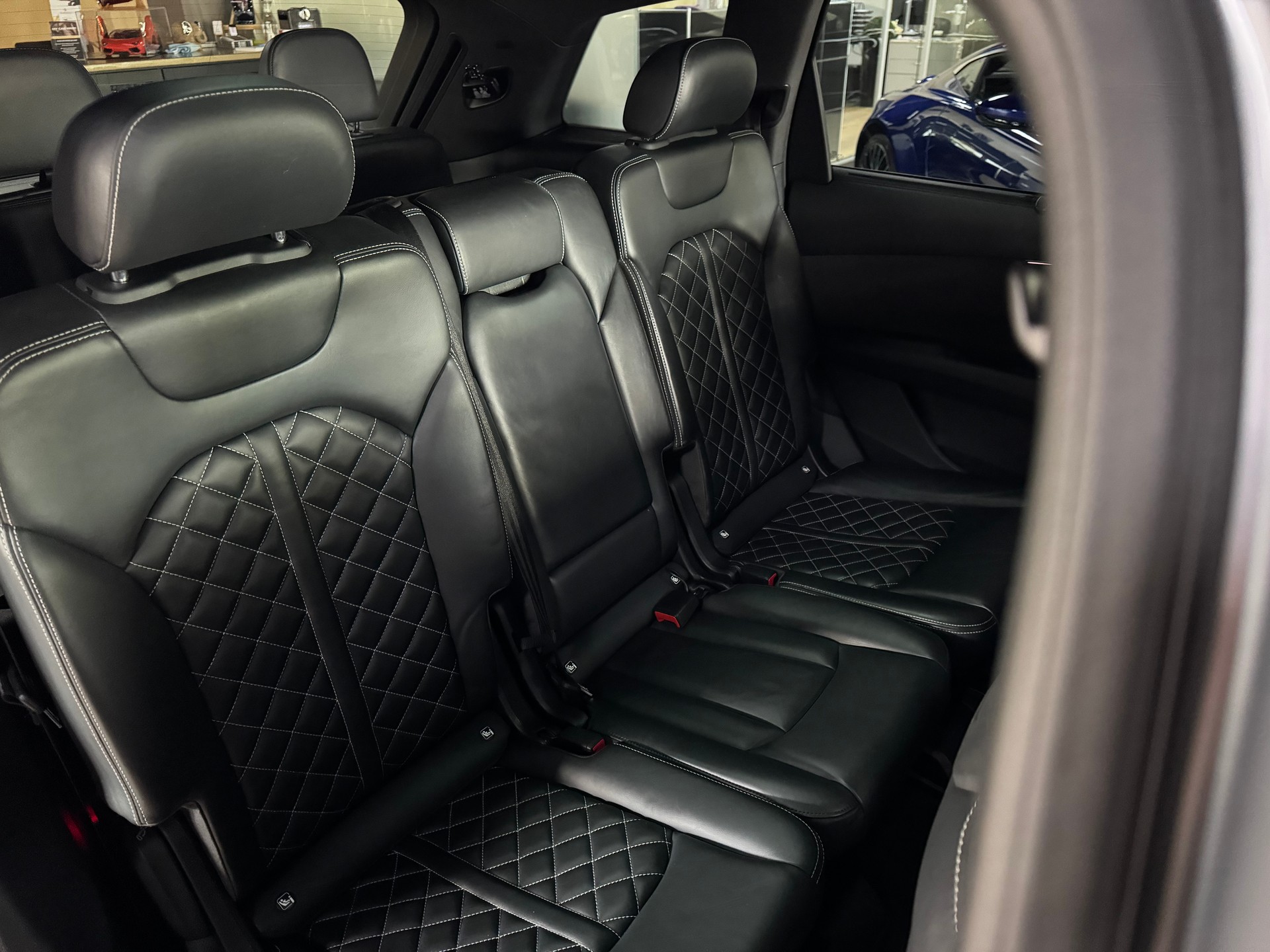 AUDI Q7 3.0 TDI quattro tiptronic-image-17