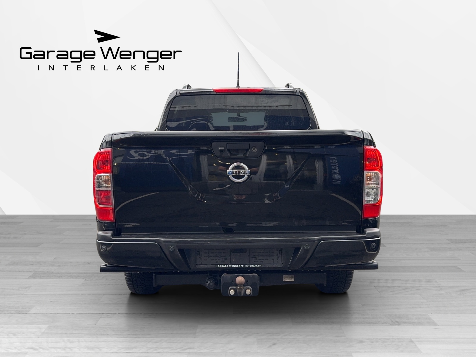 NISSAN Navara Double Cab N-Guard 2.3 dCi 4WD-image-4