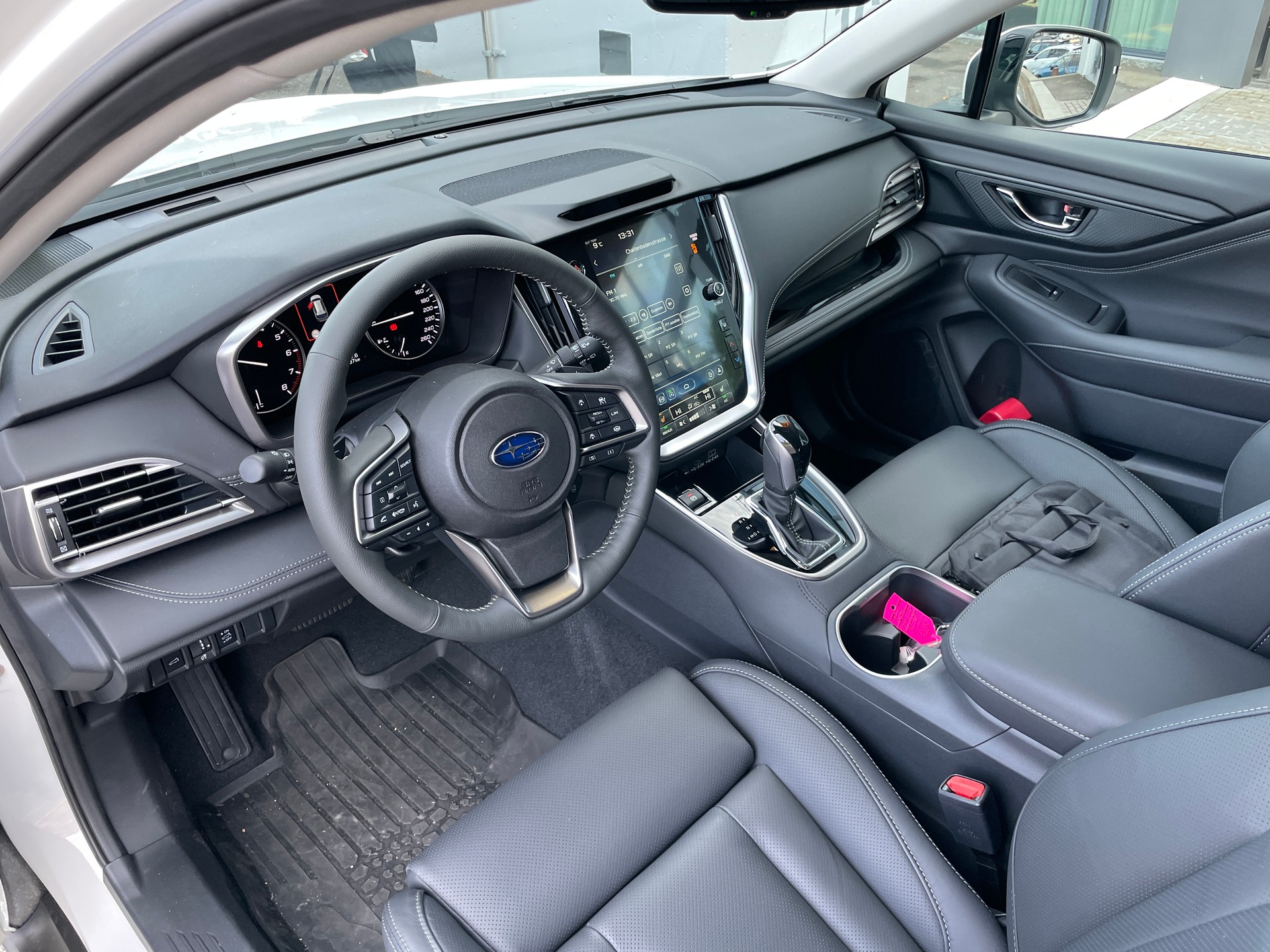 SUBARU Outback 2.5i Limited AWD-image-10