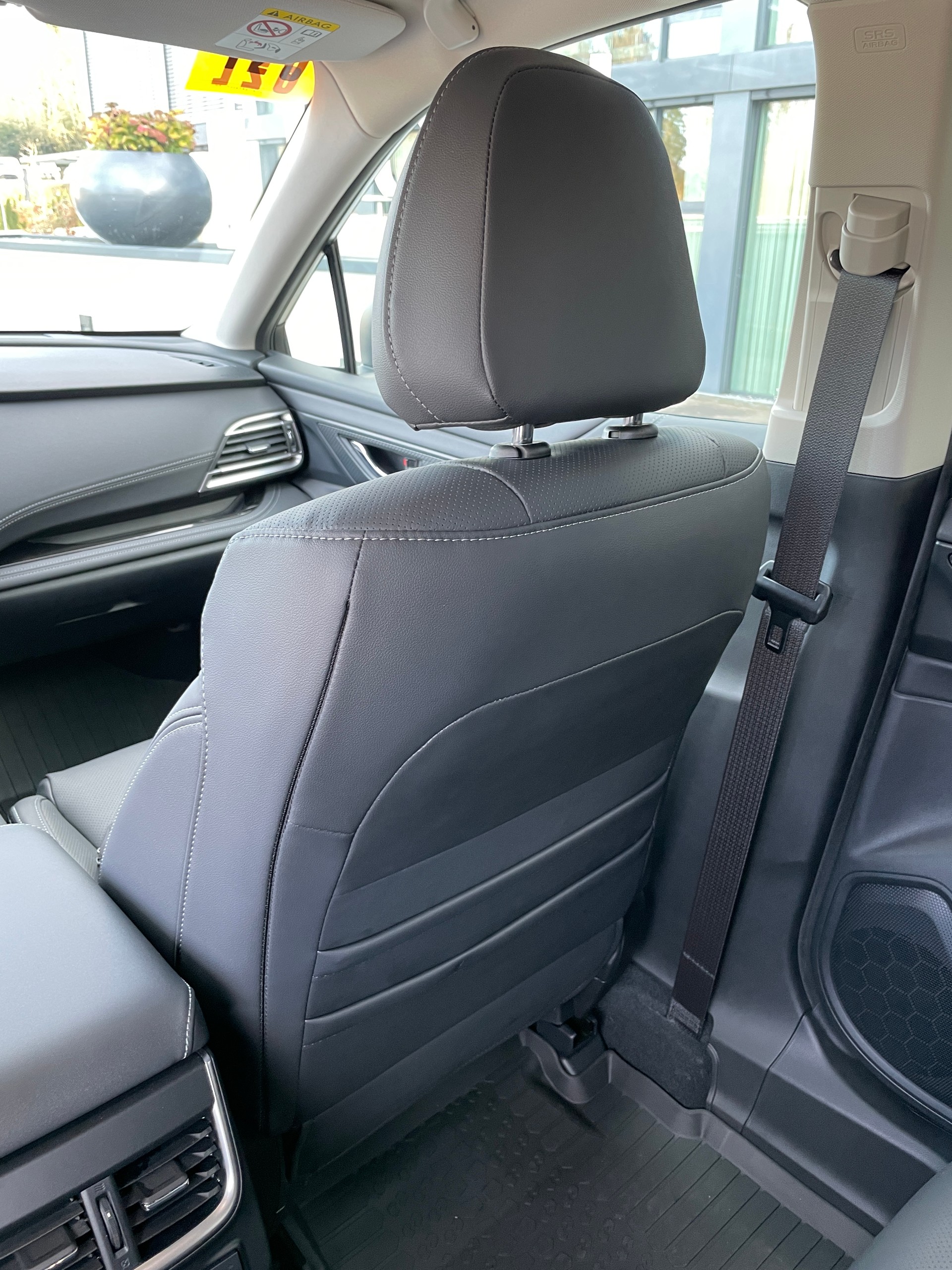 SUBARU Outback 2.5i Limited AWD-image-17