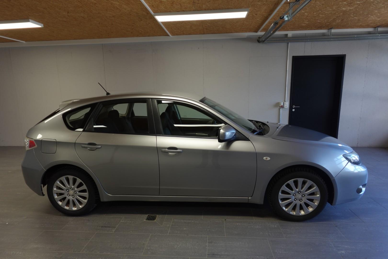 SUBARU Impreza Wagon 2.0 R Swiss-image-4