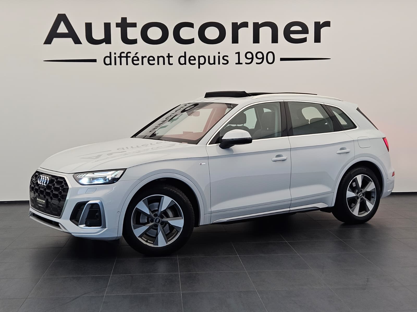 AUDI Q5 50 TFSI e PHEV S line quattro S-tronic-image-0