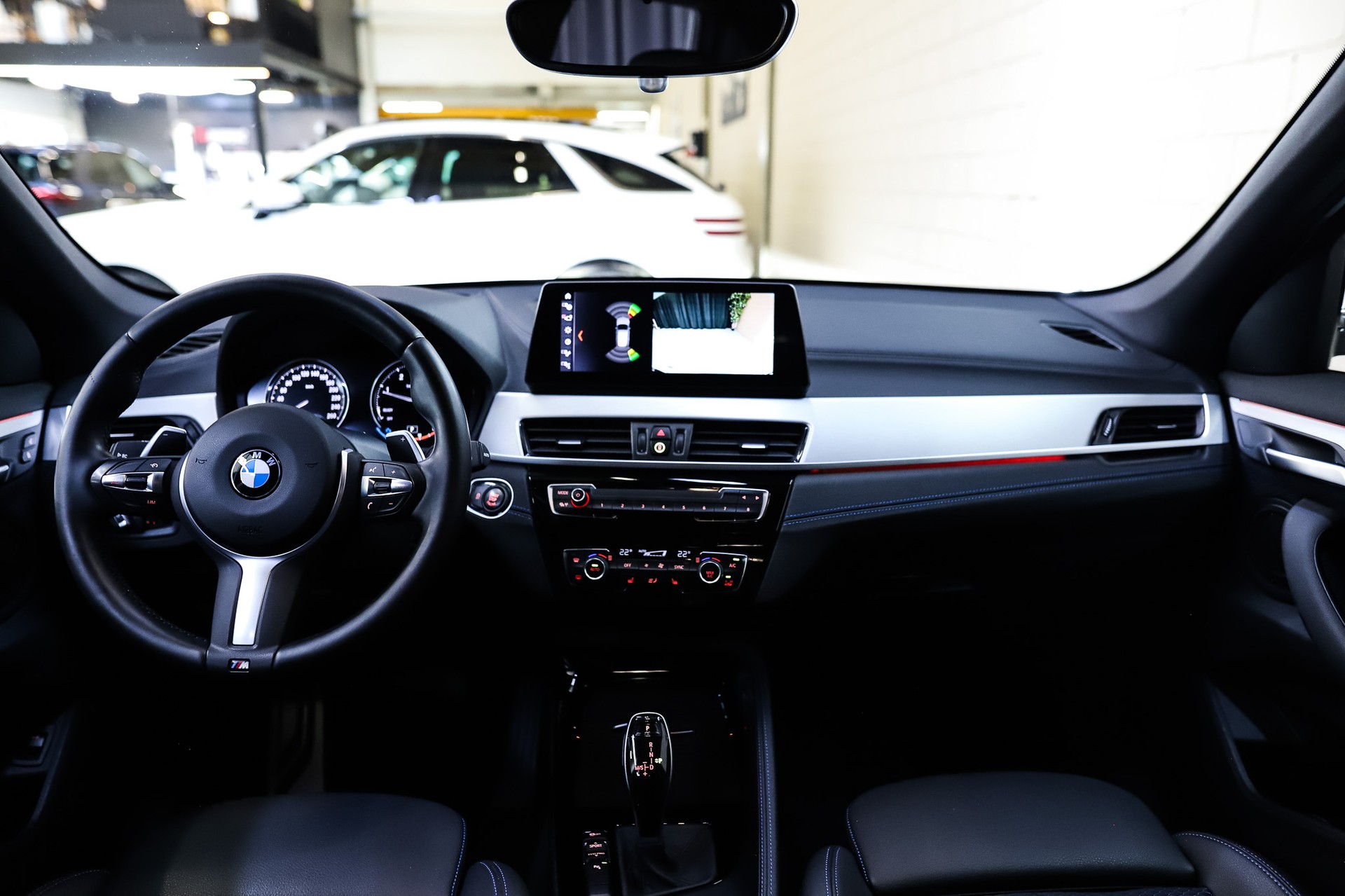 BMW X1 sDrive 18d M Sport Steptronic-image-18