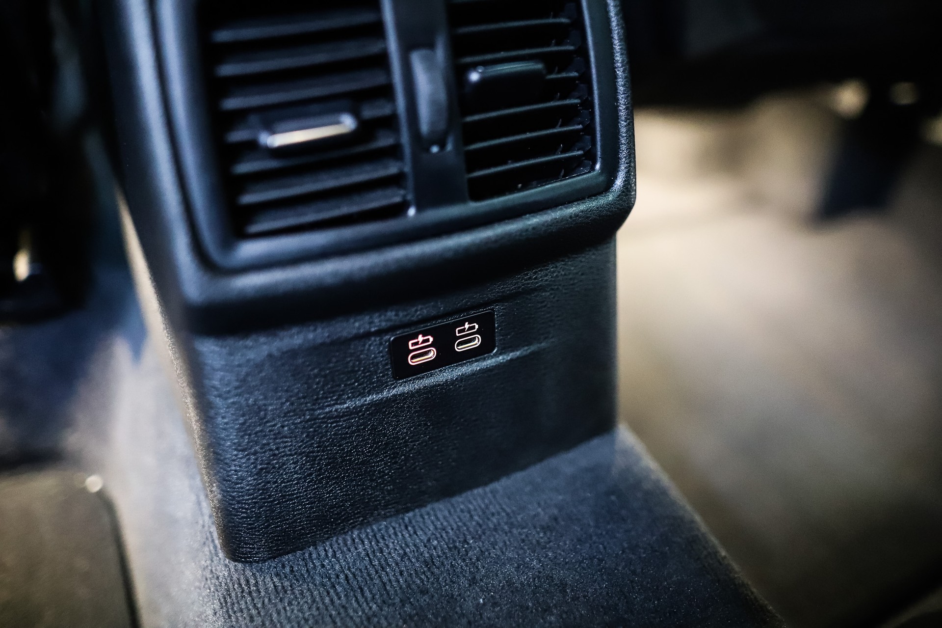 BMW X1 sDrive 18d M Sport Steptronic-image-16