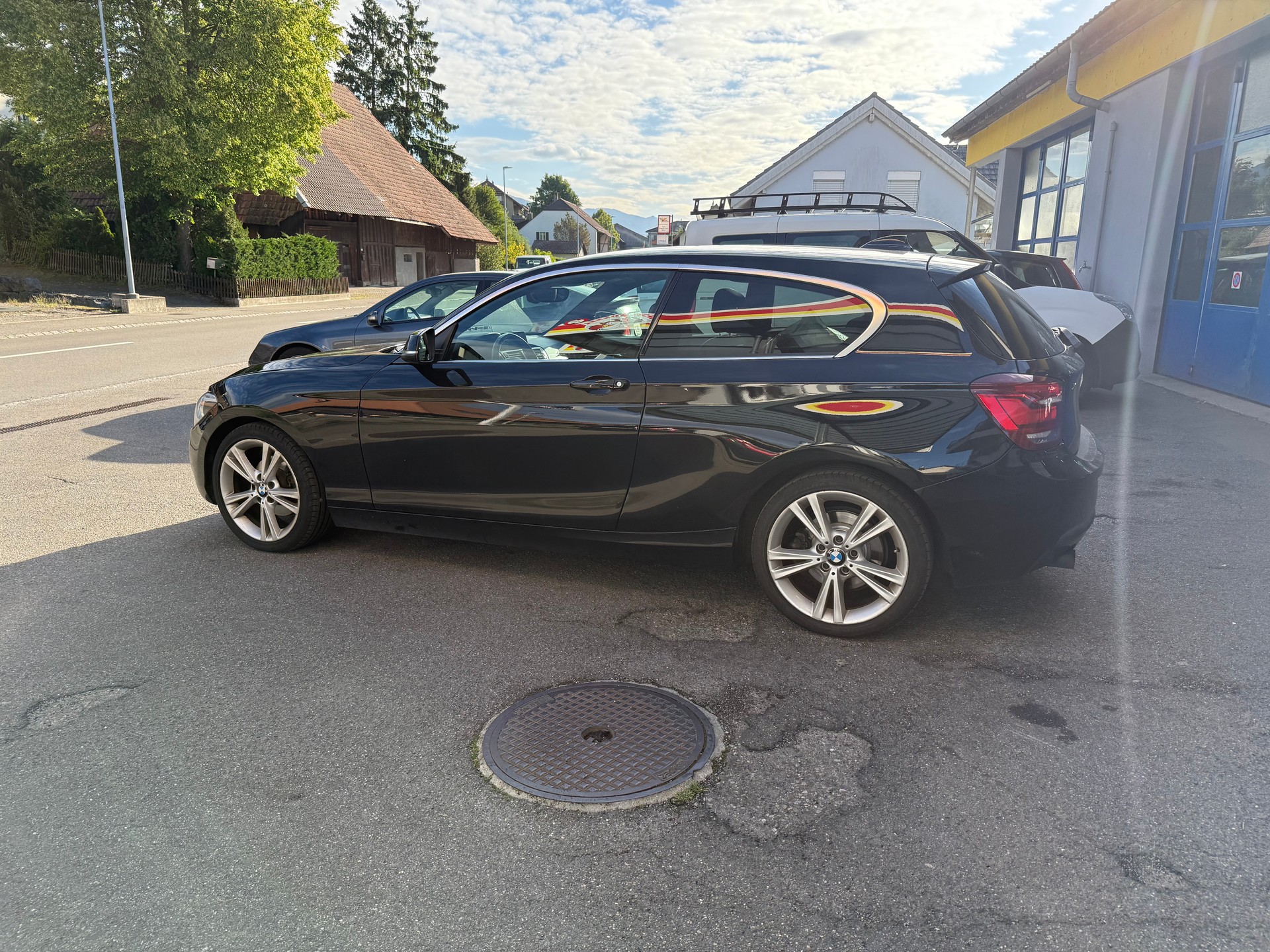 BMW 120d xDrive Sport Line-image-5