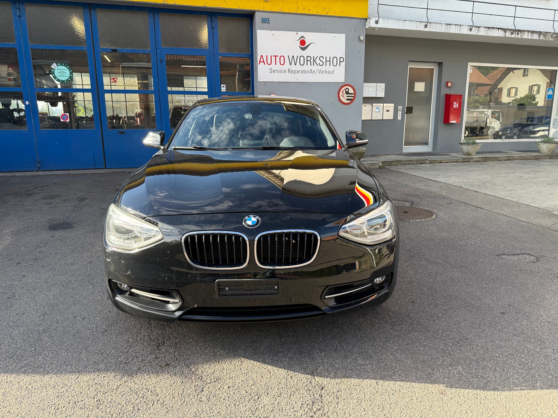 BMW 120d xDrive Sport Line-image-7