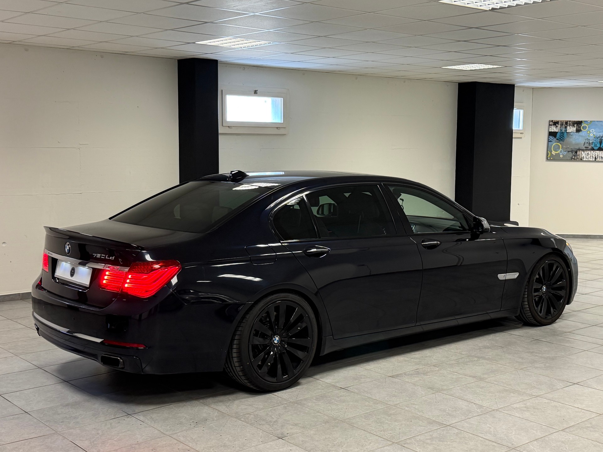 BMW 750Ld xDrive-image-8