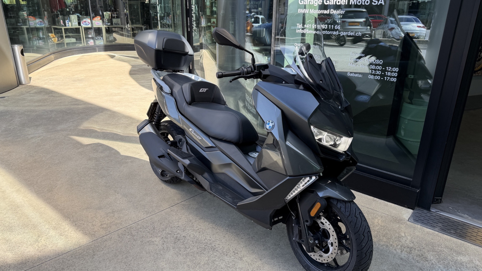 BMW C 400 GT Exclusive-showroom-element-1