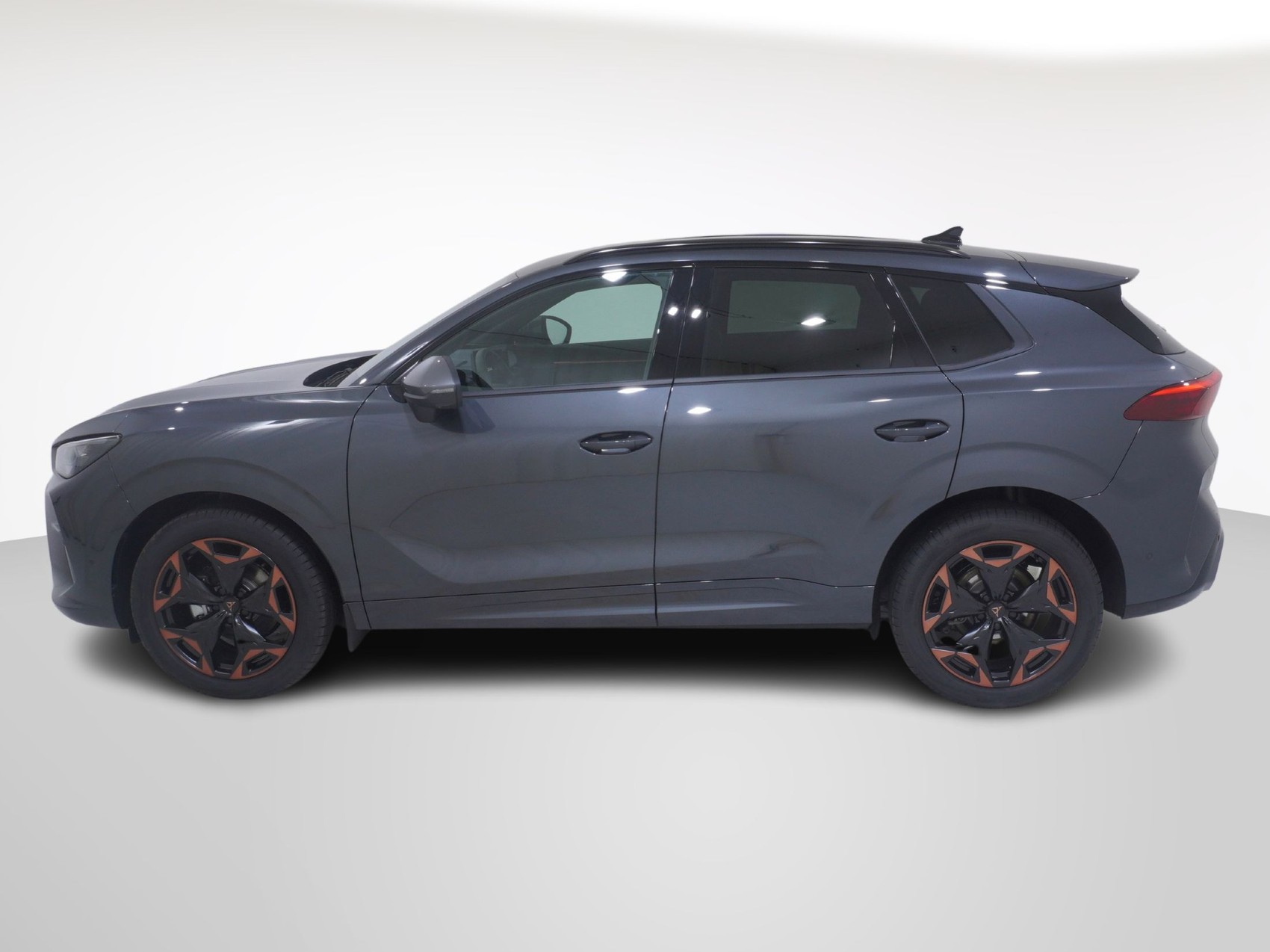 CUPRA Terramar 1.5 eTSI DSG-image-1