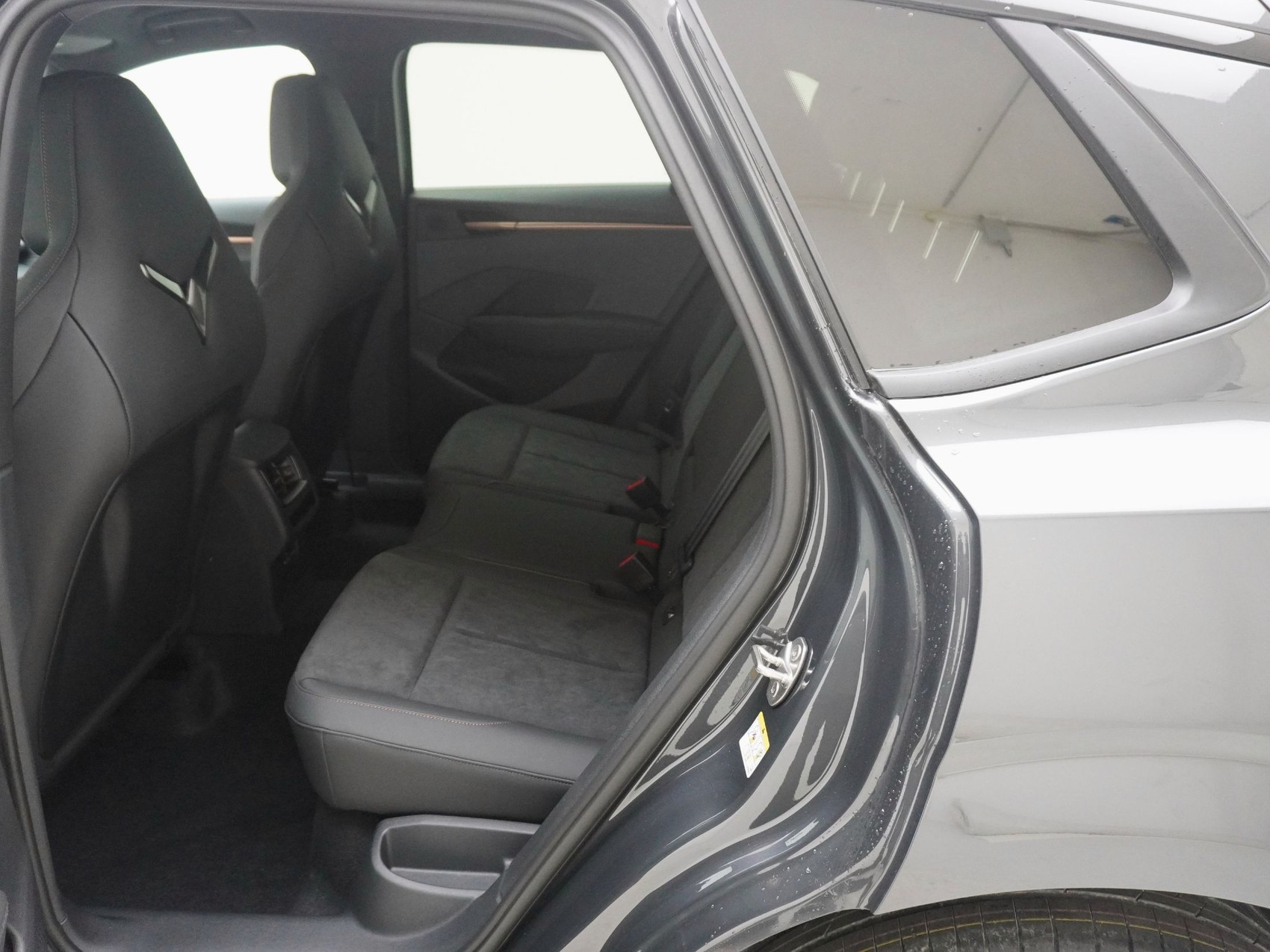 CUPRA Terramar 1.5 eTSI DSG-image-15