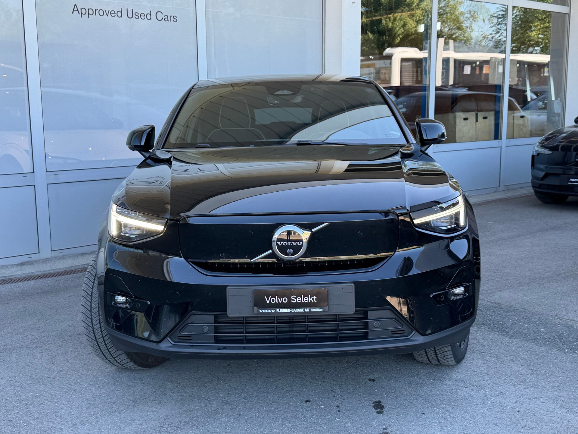 VOLVO C40 Recharge P8 Twin AWD Pure Electric Ultimate-image-23