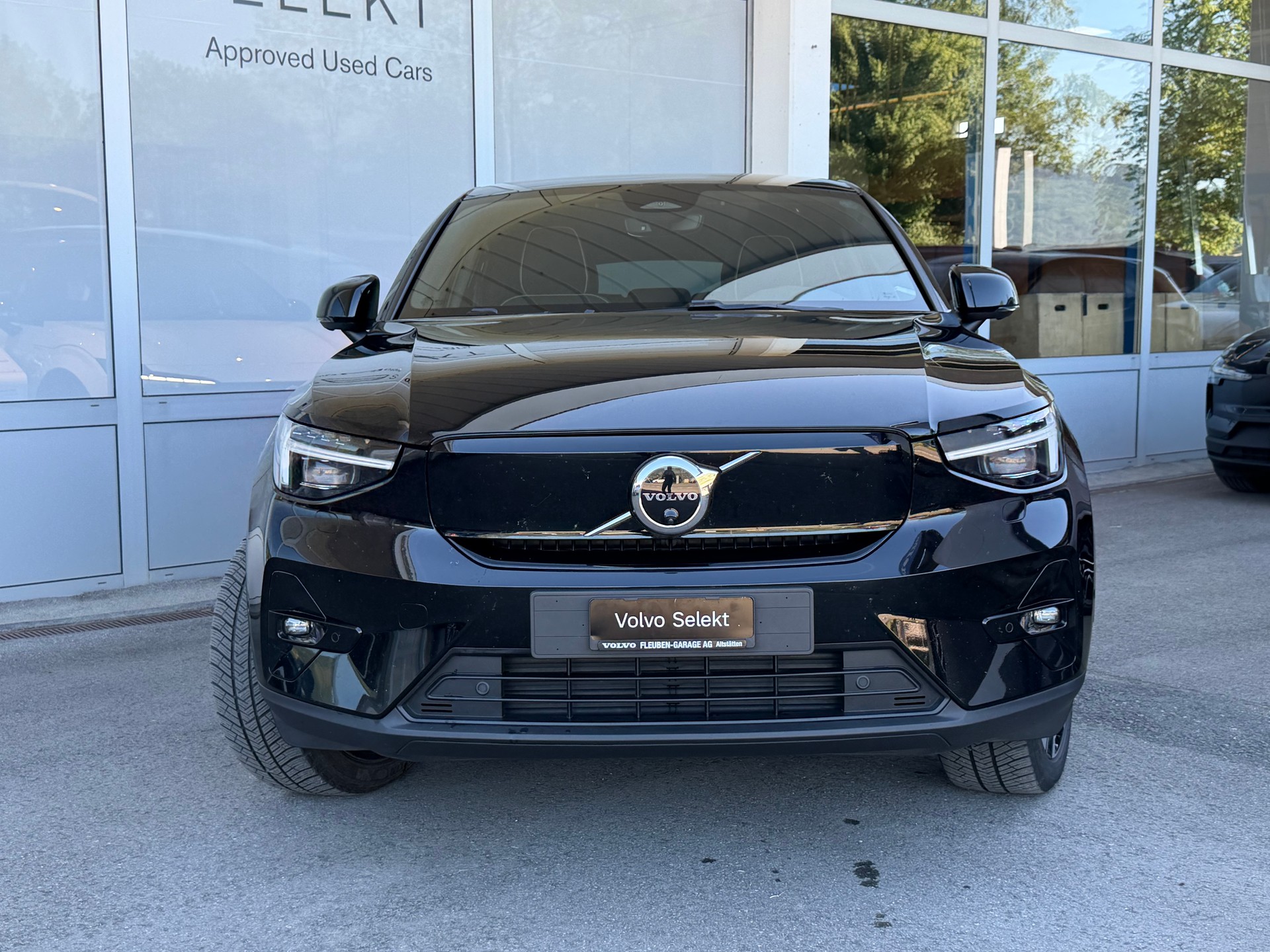 VOLVO C40 Recharge P8 Twin AWD Pure Electric Ultimate-image-24