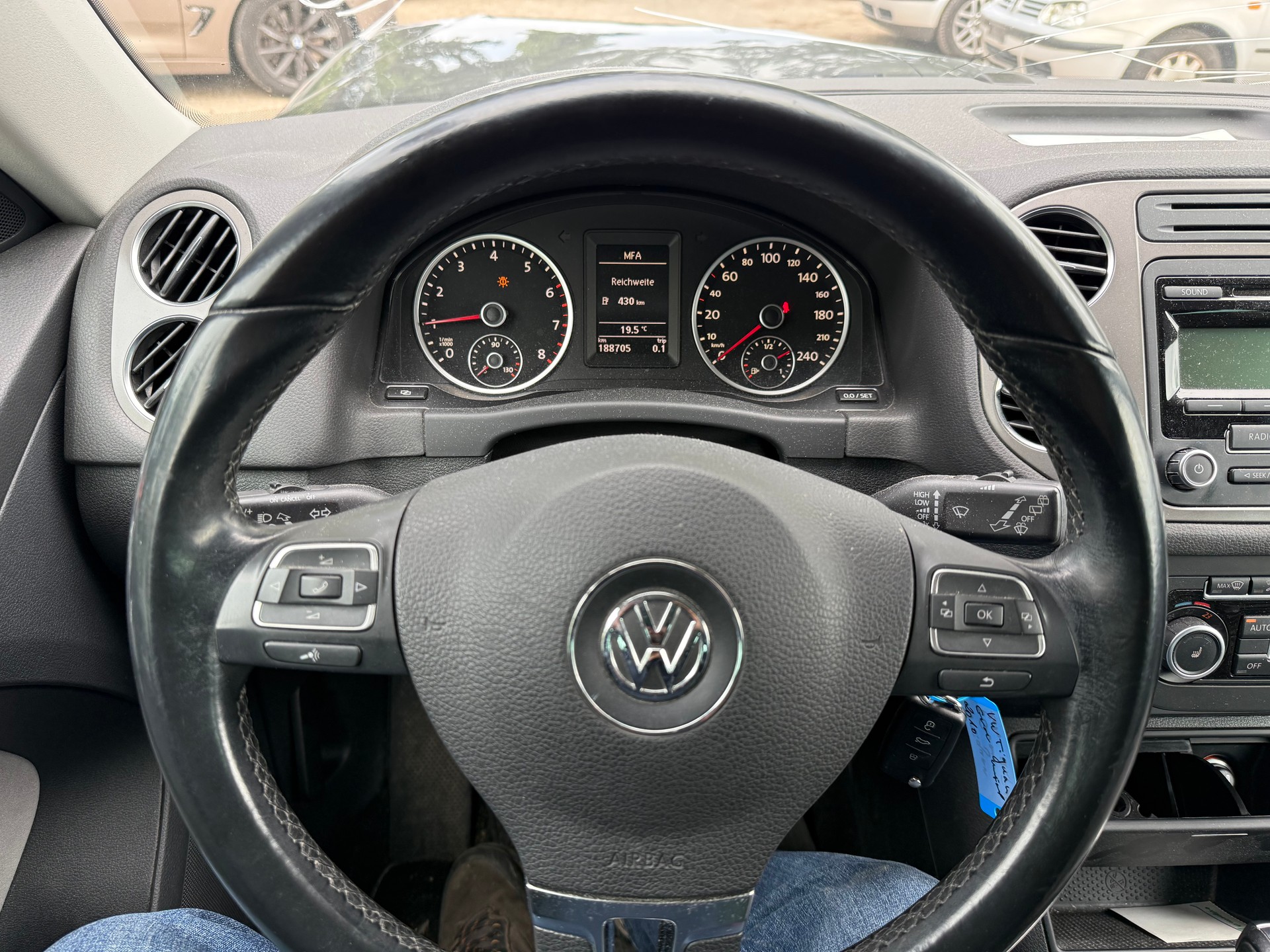 VW Tiguan 2.0 TSI Sport&Style DSG-image-11