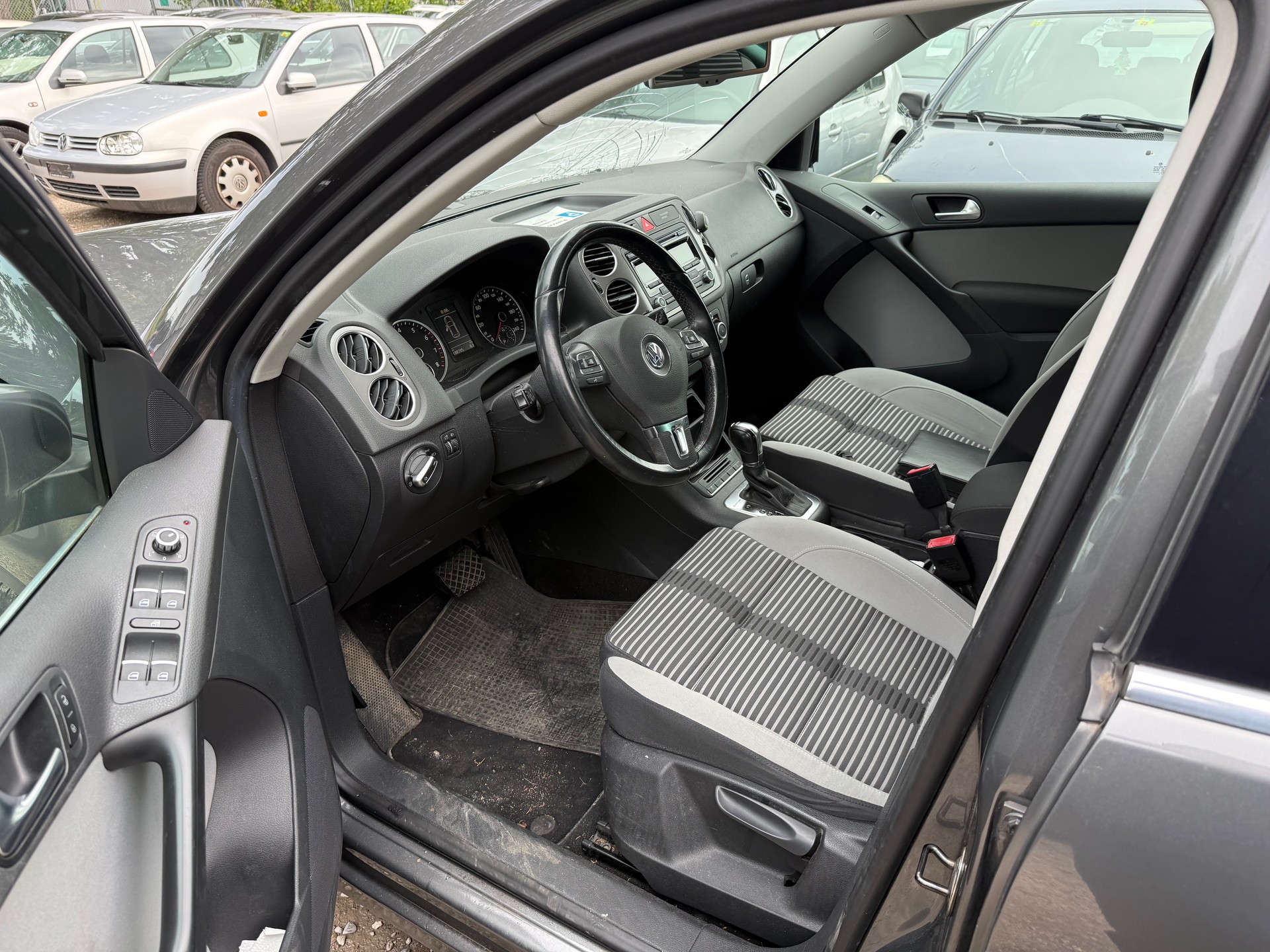 VW Tiguan 2.0 TSI Sport&Style DSG-image-10