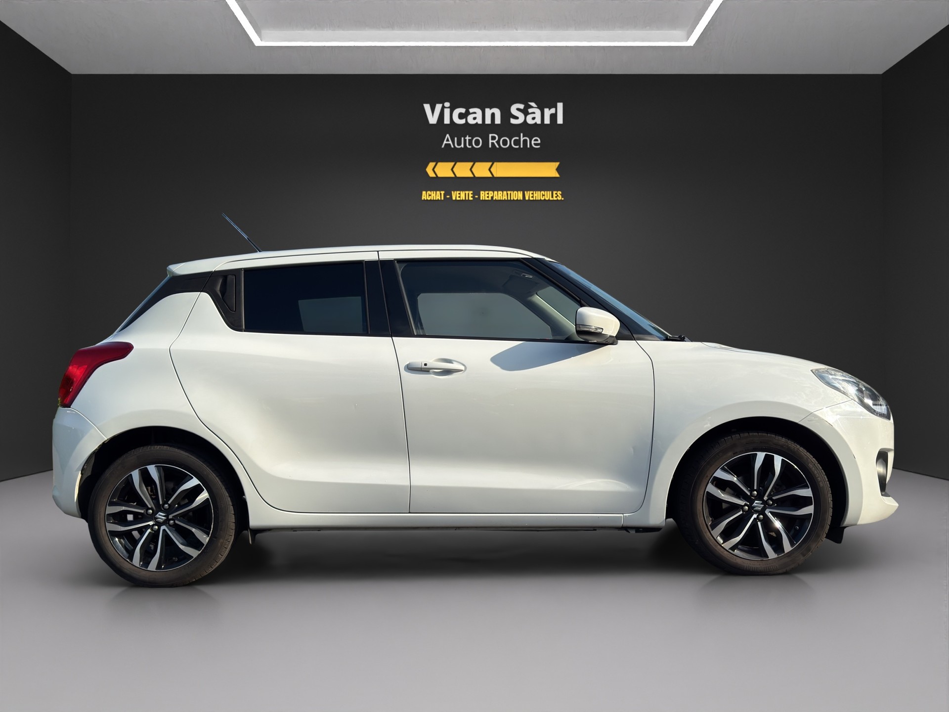 SUZUKI Swift 1.0 12V SHVS Compact Top Hybrid-image-3