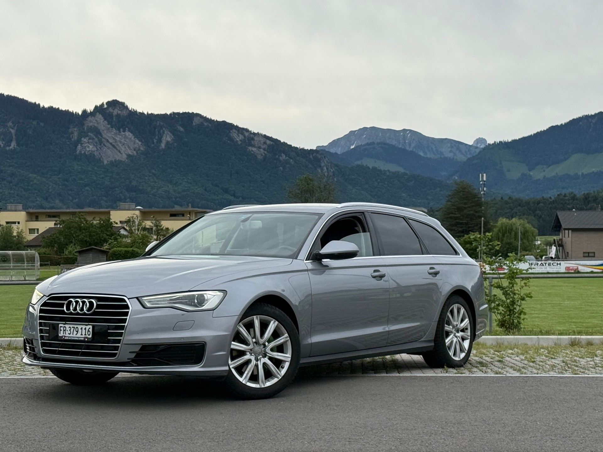 AUDI 2.0TDI S-tronic-image-1