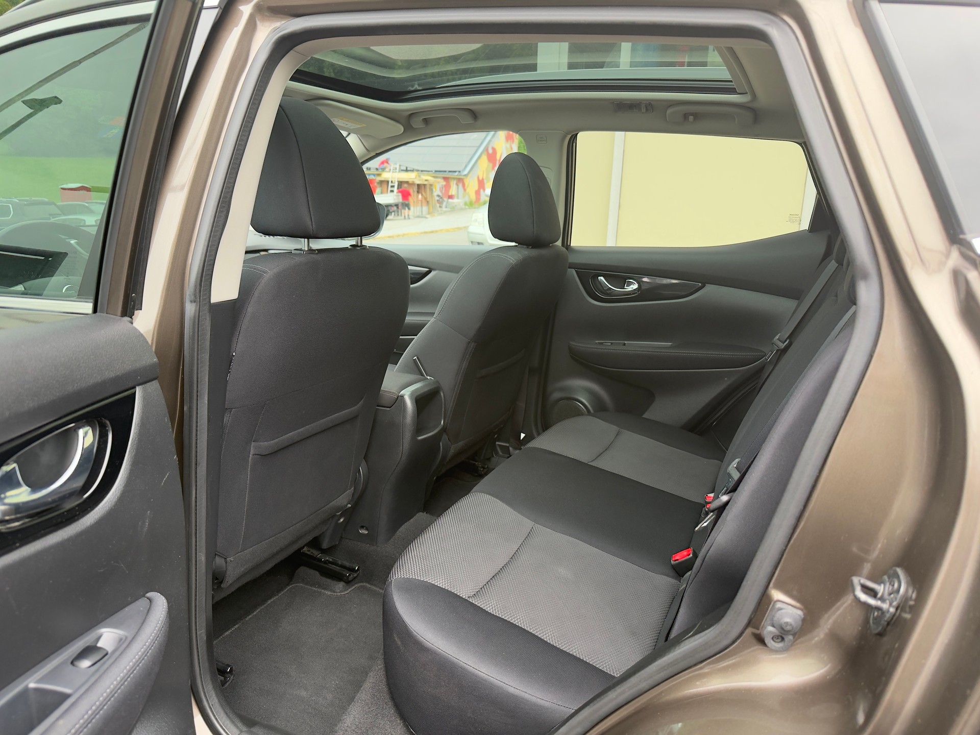 NISSAN Qashqai 1.6 dCi 360° ALL-MODE 4x4-image-10