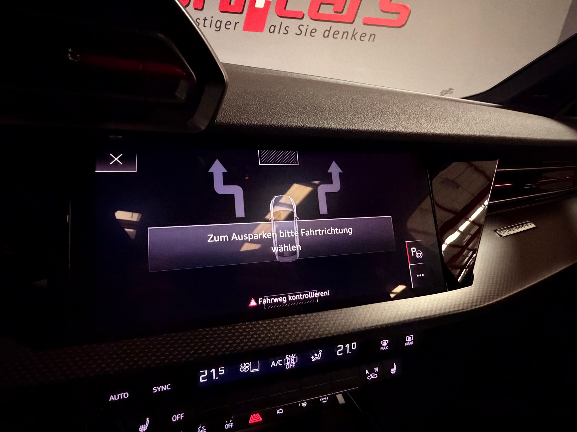 AUDI RS3 Limousine 2.5 TSI quattro S-tronic-image-33