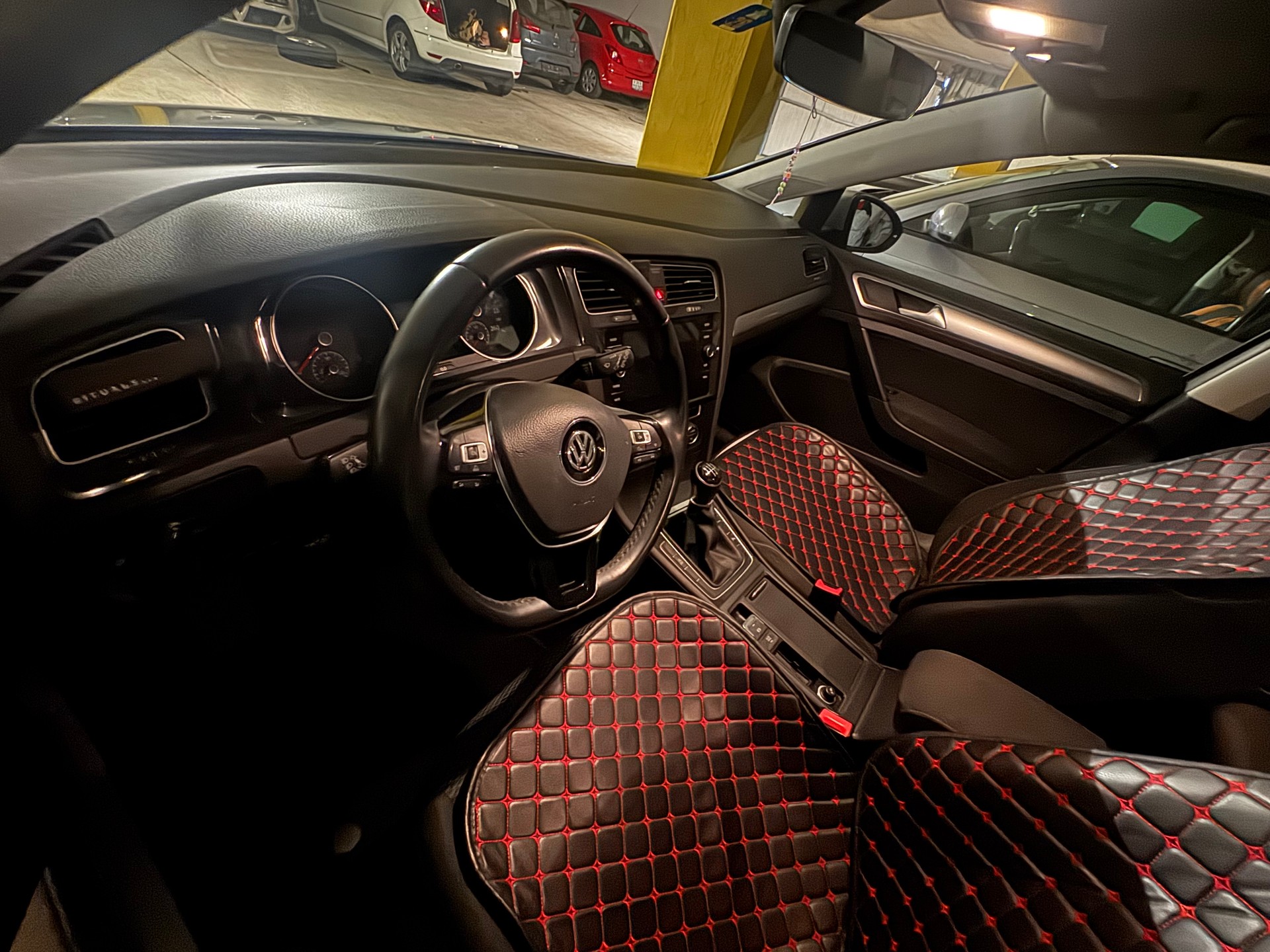 VW 1.0 TSI Trendline-image-4
