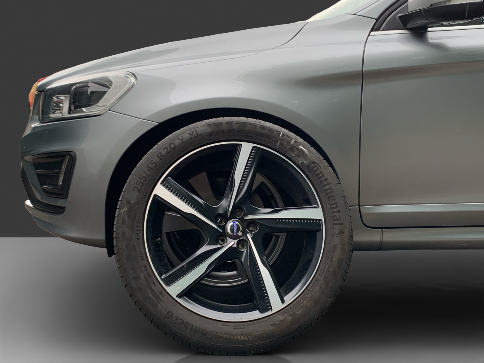 VOLVO XC60 D4 AWD Summum R-Design Geartronic-image-7
