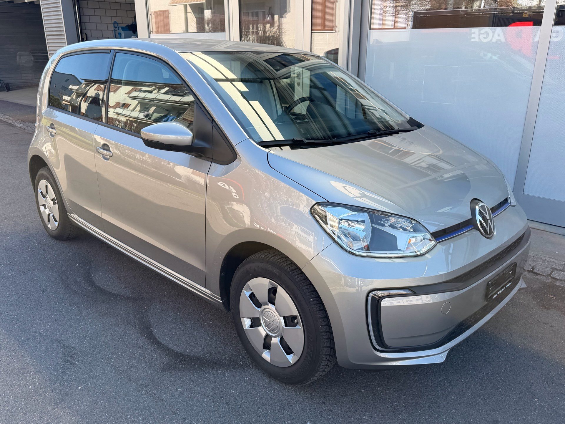 VW e-up! E-UP! EDITION *** TOPPREIS ***-image-2