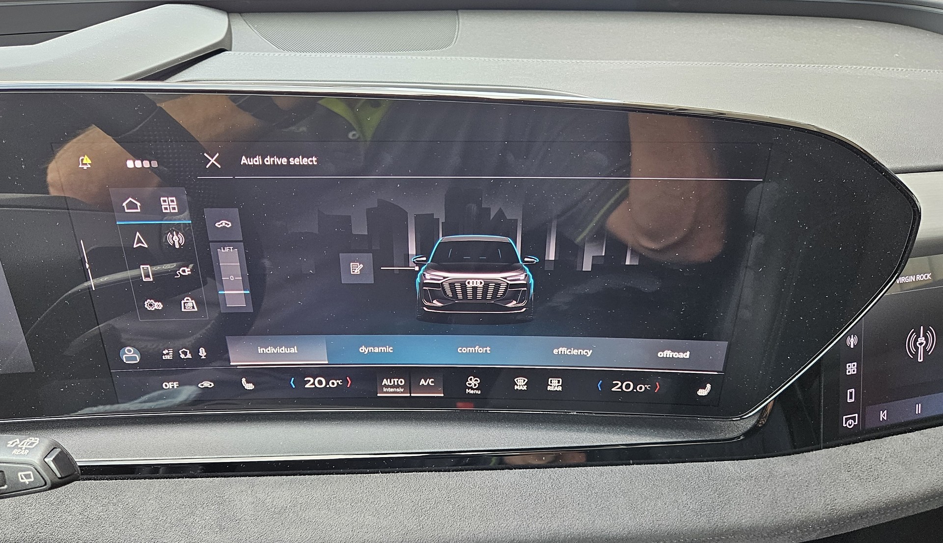 AUDI Q6 e-tron quattro S-line Tech pro mit traumhafter Ausstattung-image-21