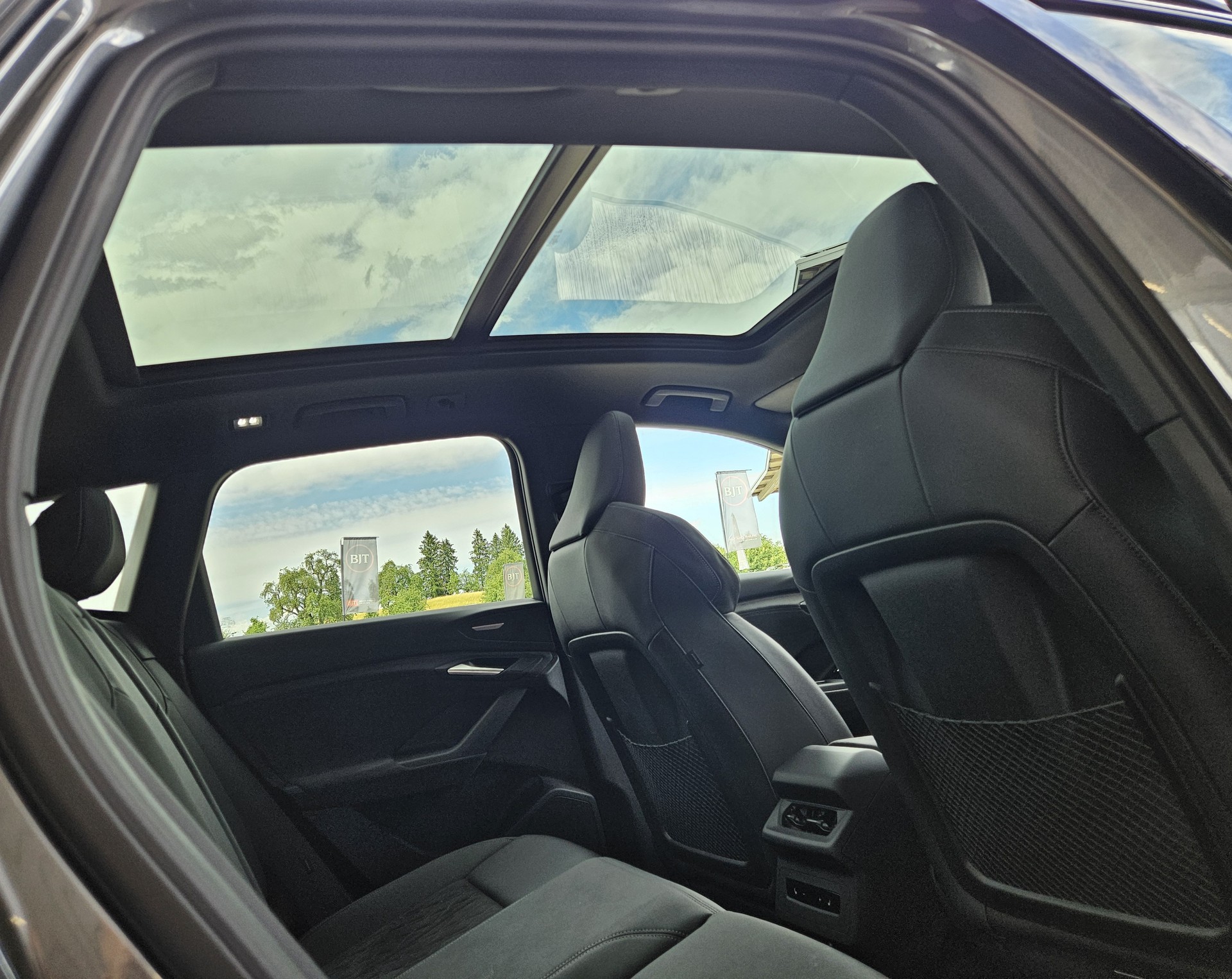 AUDI Q6 e-tron quattro S-line Tech pro mit traumhafter Ausstattung-image-25