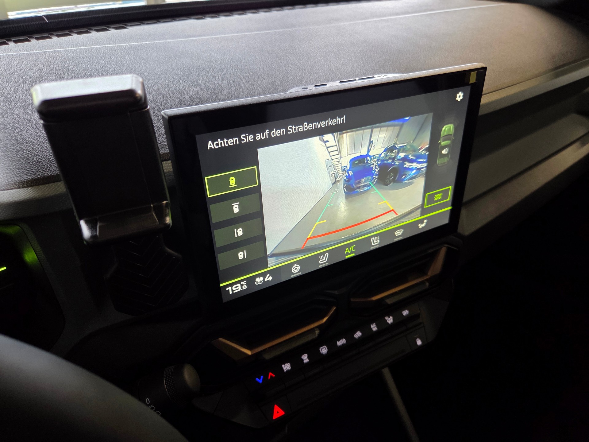 DACIA Duster 1.2 Hybrid-G Extreme 4WD-image-4