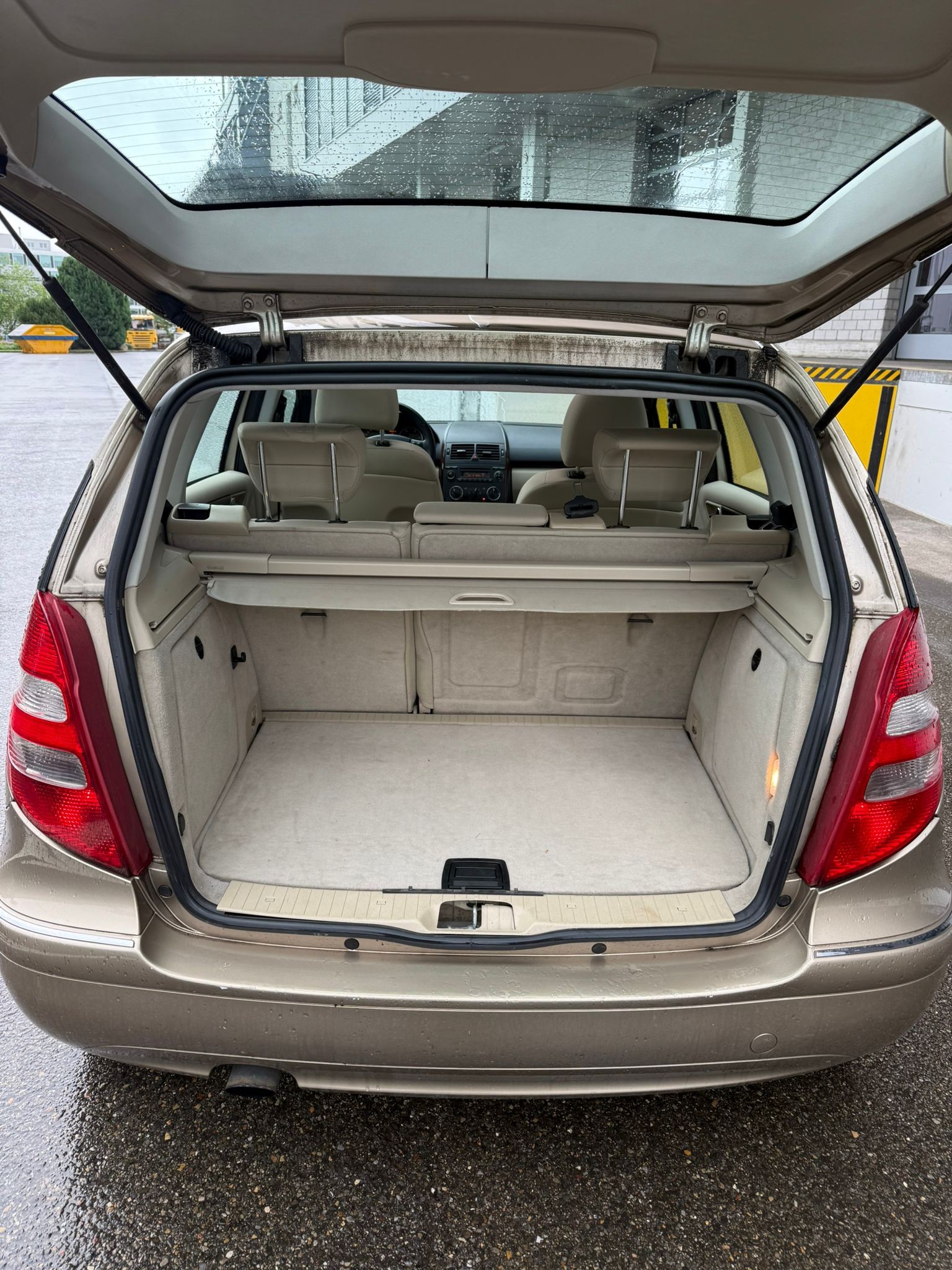 MERCEDES-BENZ A 180 CDI Elégance Edition A-image-13