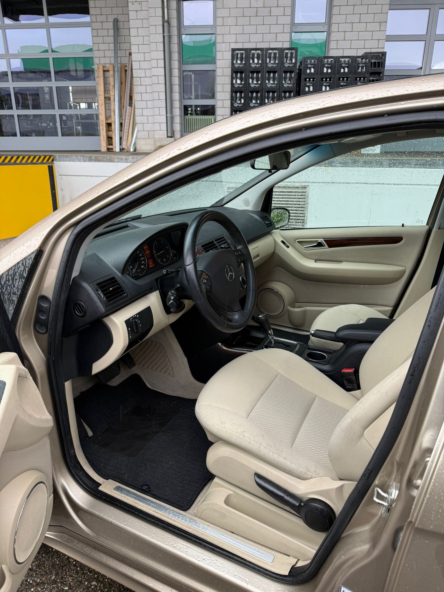 MERCEDES-BENZ A 180 CDI Elégance Edition A-image-7