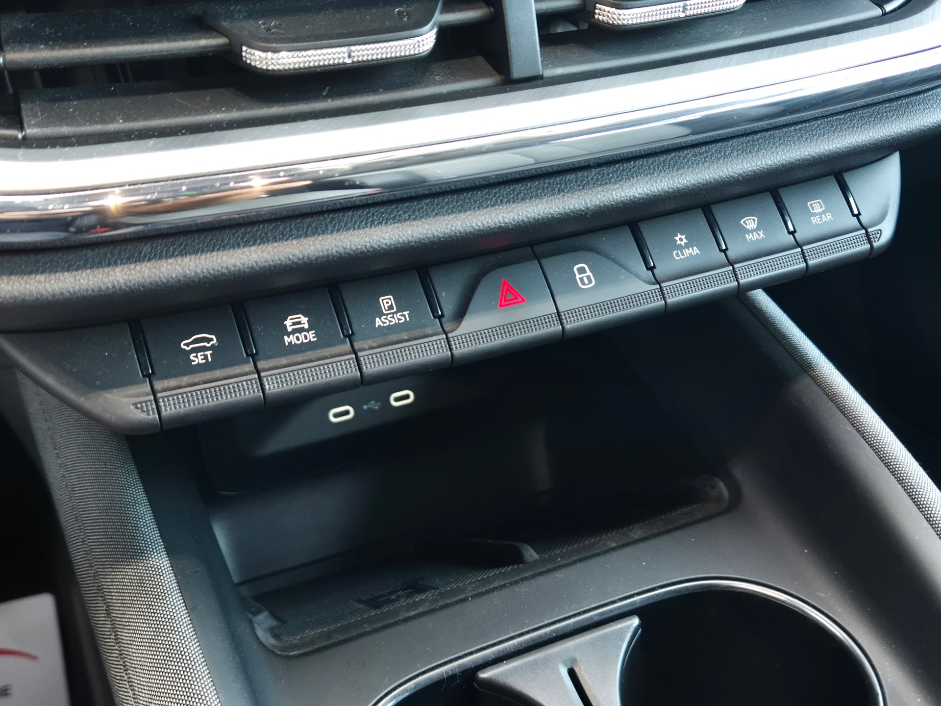 SKODA Enyaq iV 80-image-25