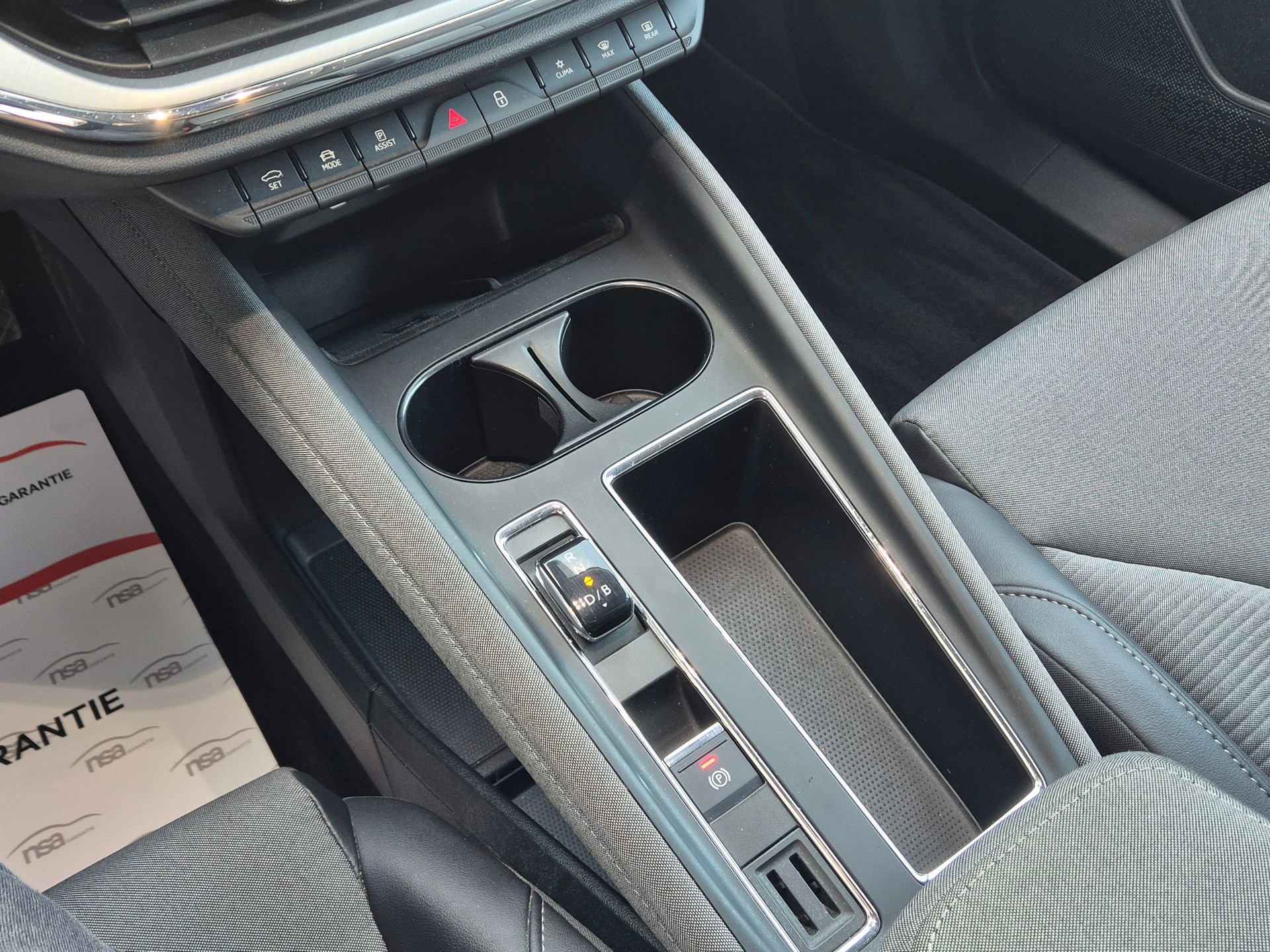 SKODA Enyaq iV 80-image-24