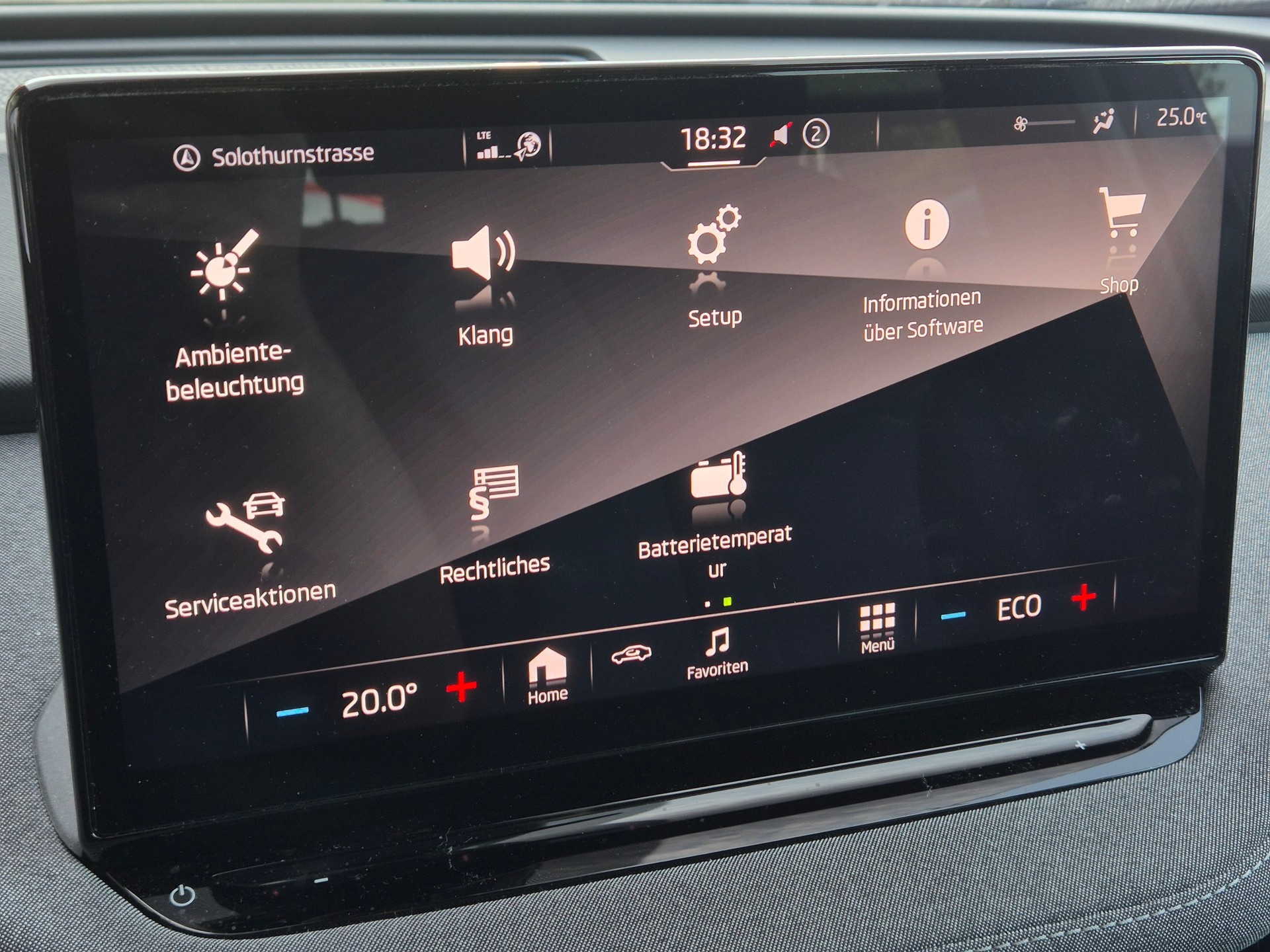 SKODA Enyaq iV 80-image-21