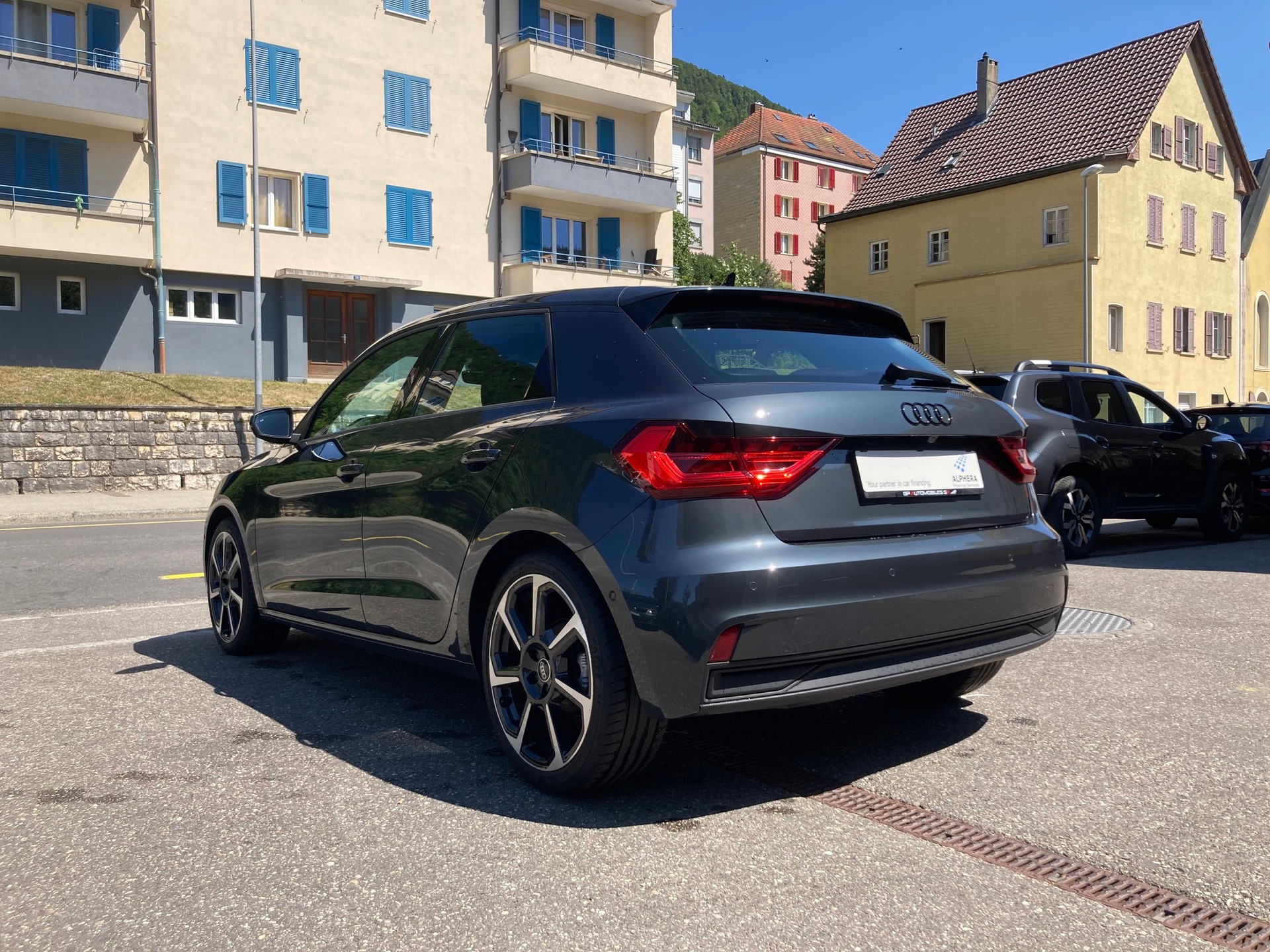 AUDI A1 30 TFSI Attraction-image-4