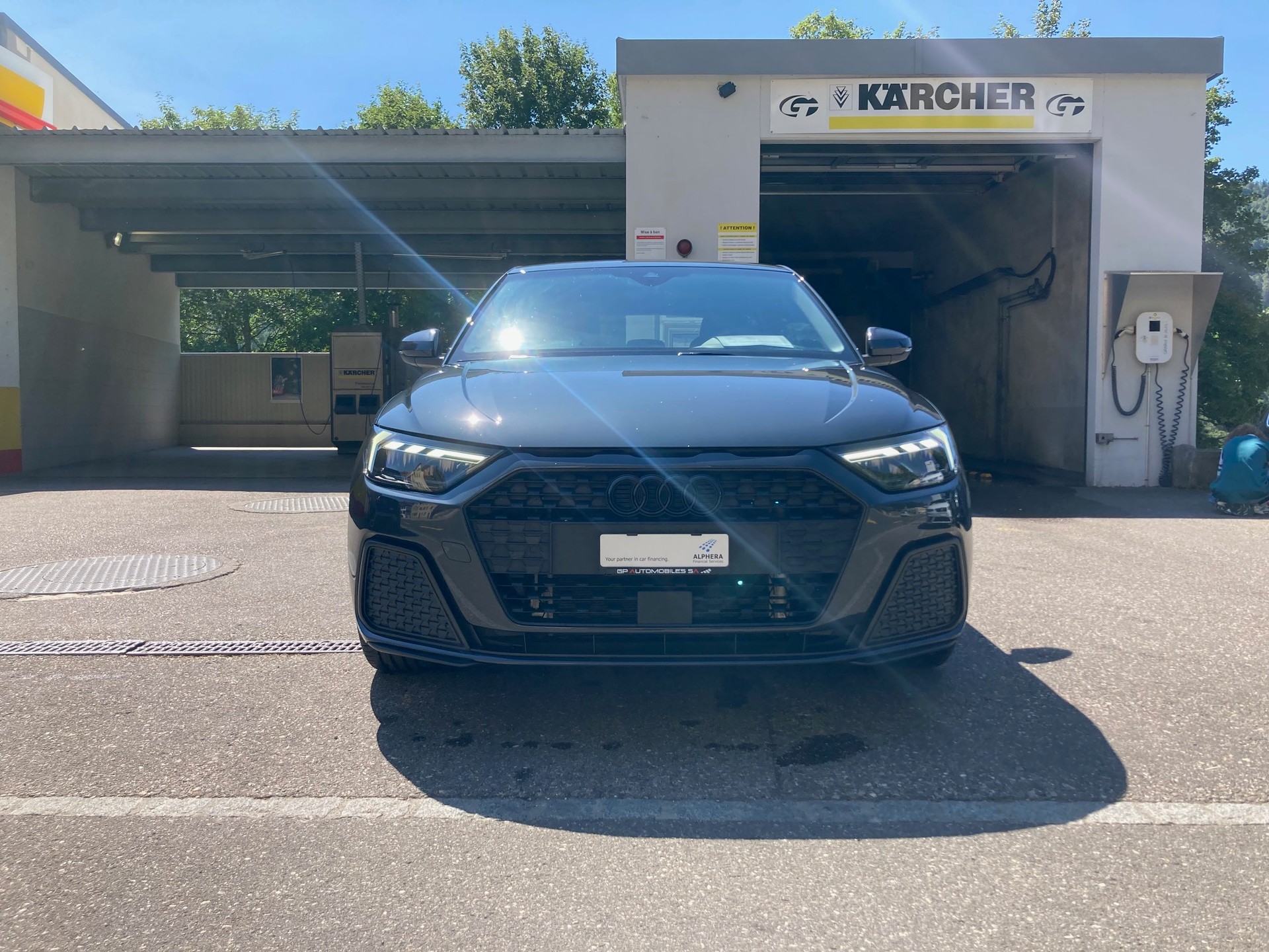 AUDI A1 30 TFSI Attraction-image-1