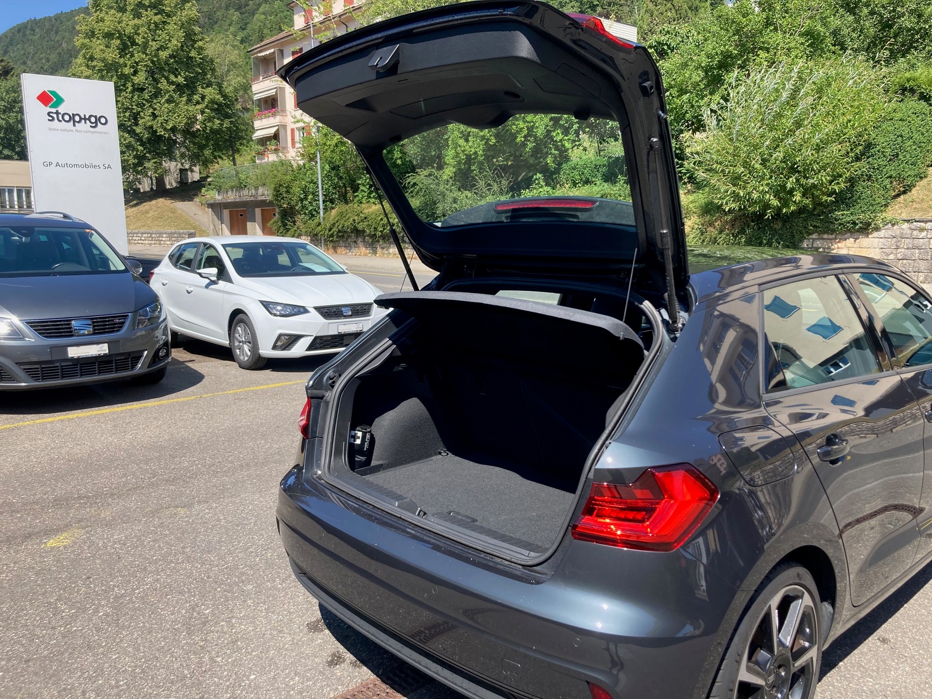 AUDI A1 30 TFSI Attraction-image-6