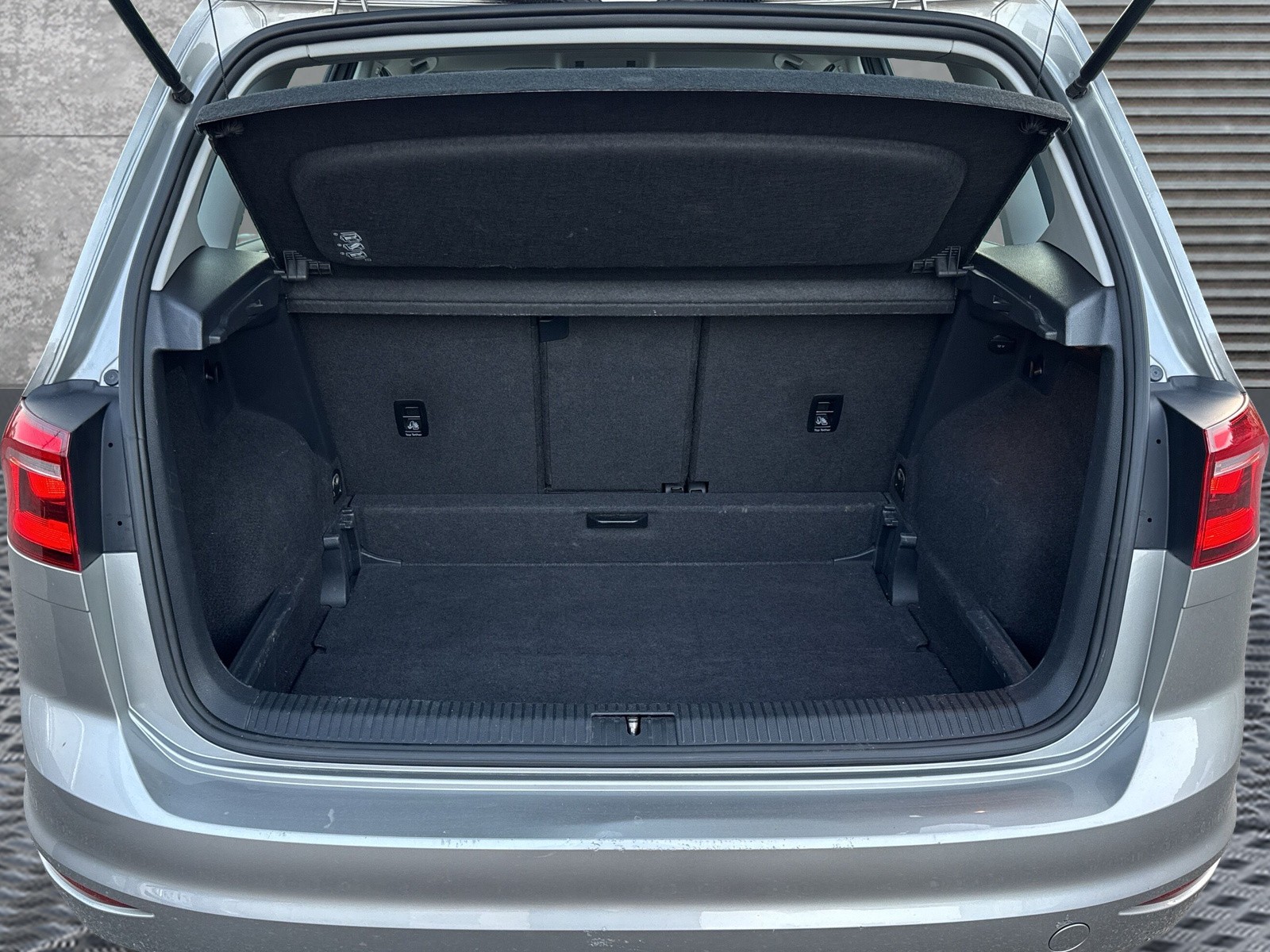 VW Golf Sportsvan 1.4 TSI Highline DSG-image-15