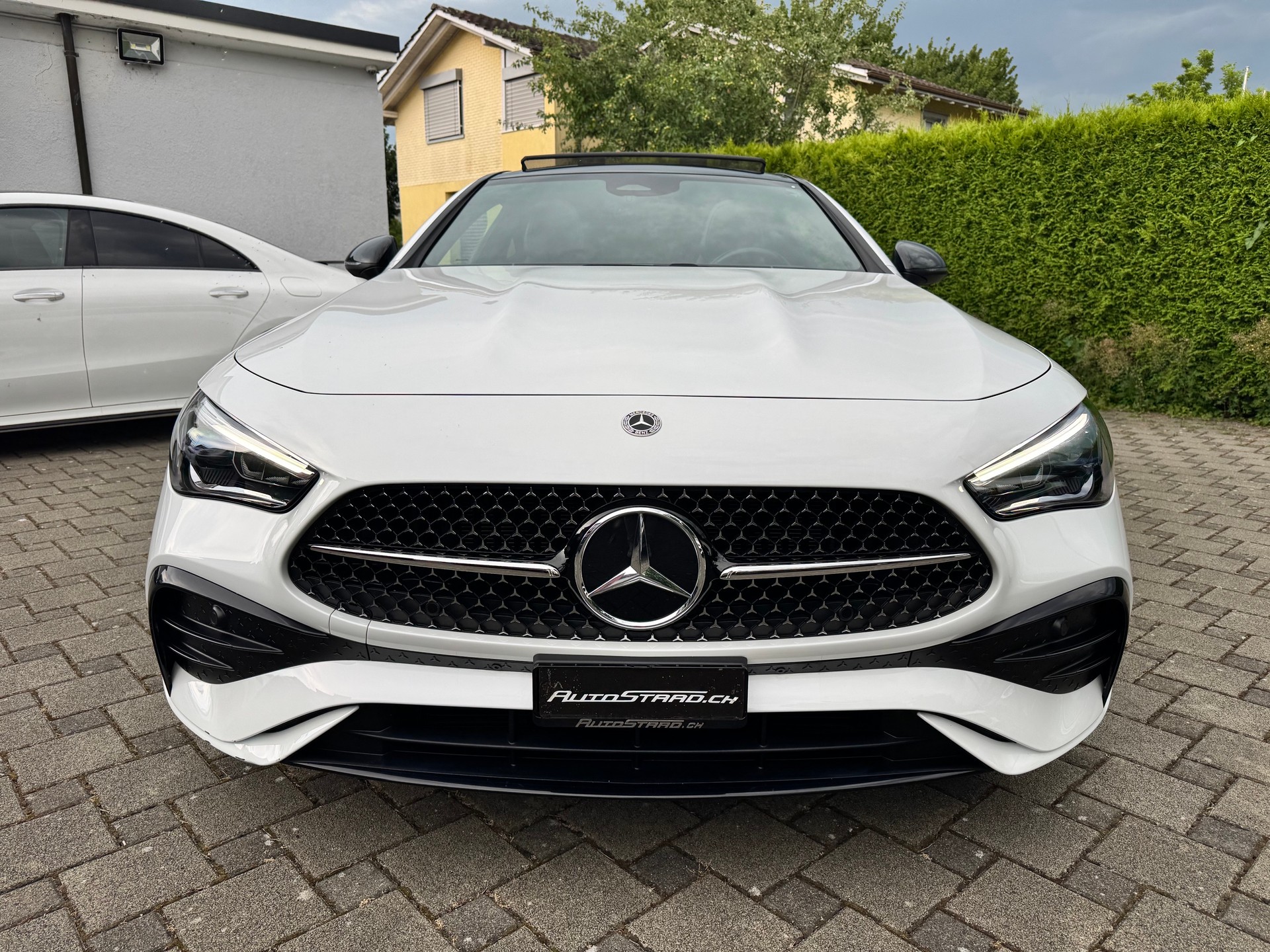 MERCEDES-BENZ CLE 220d Coupé AMG Line 9G-Tronic-image-1