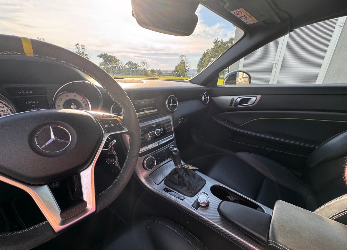 MERCEDES-BENZ SLK 250-image-4