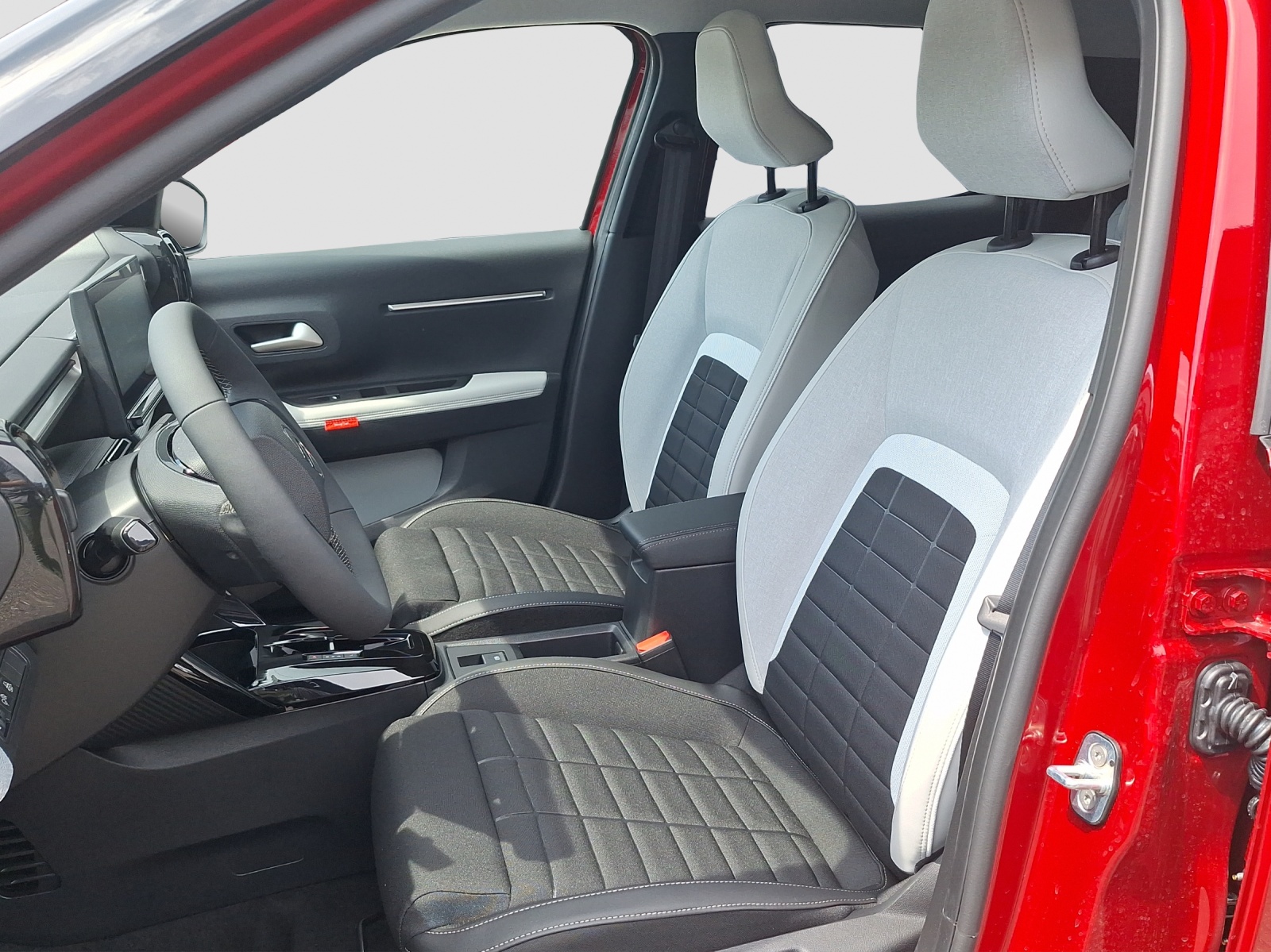 CITROEN C3 1.2 Hybrid Edition Tricolore-image-9