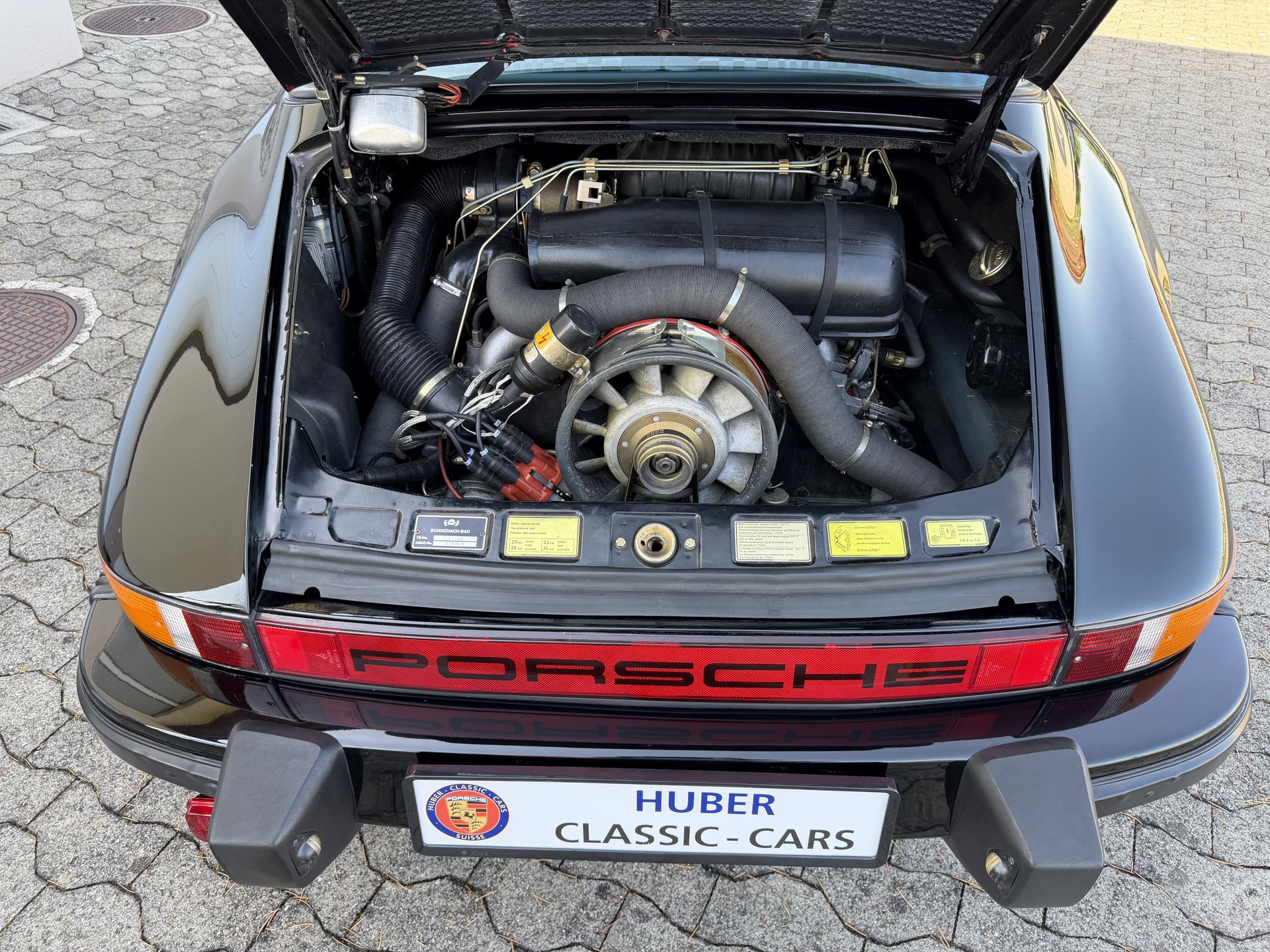 PORSCHE 911 SC Targa-image-11