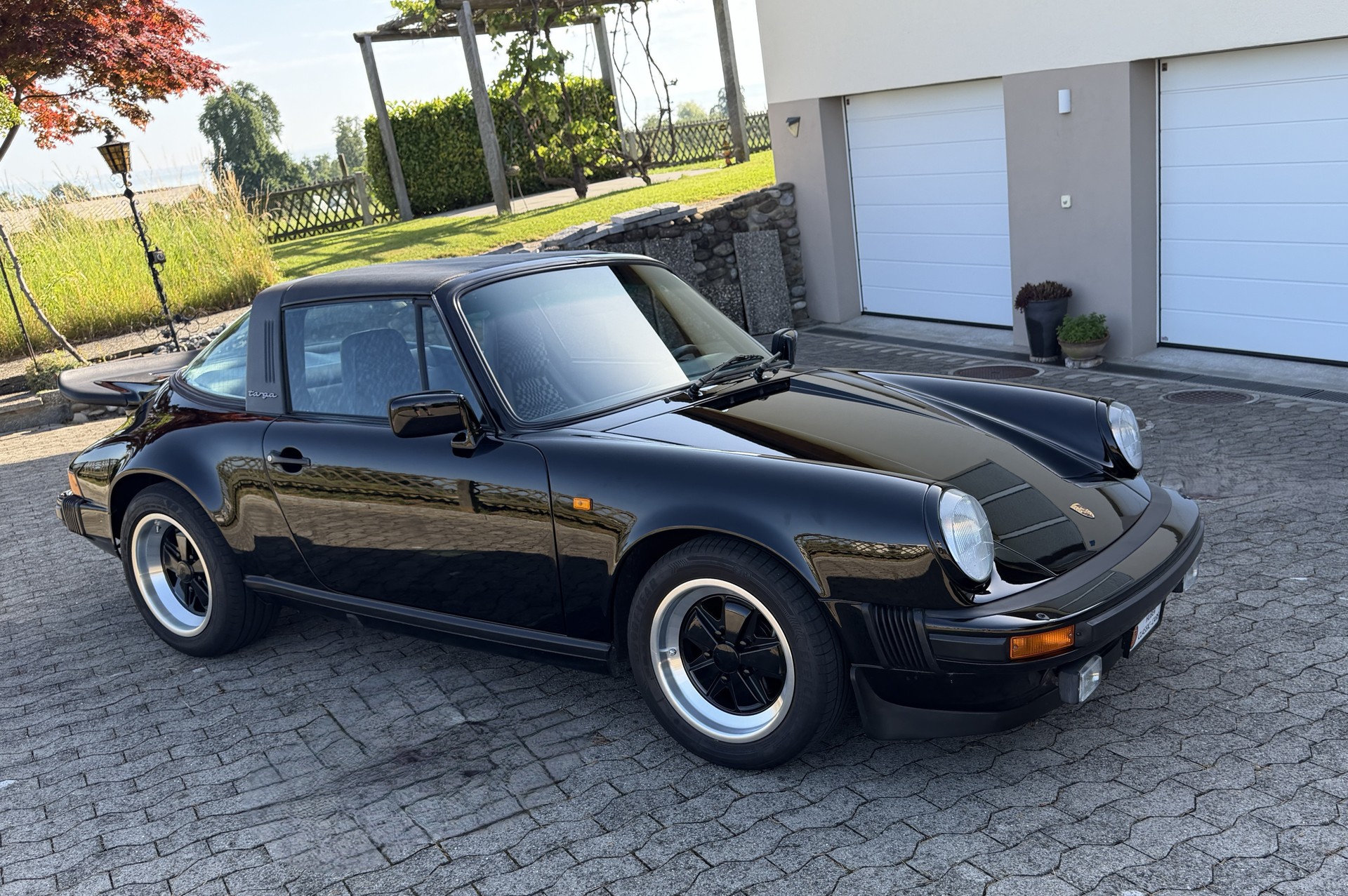 PORSCHE 911 SC Targa-image-6