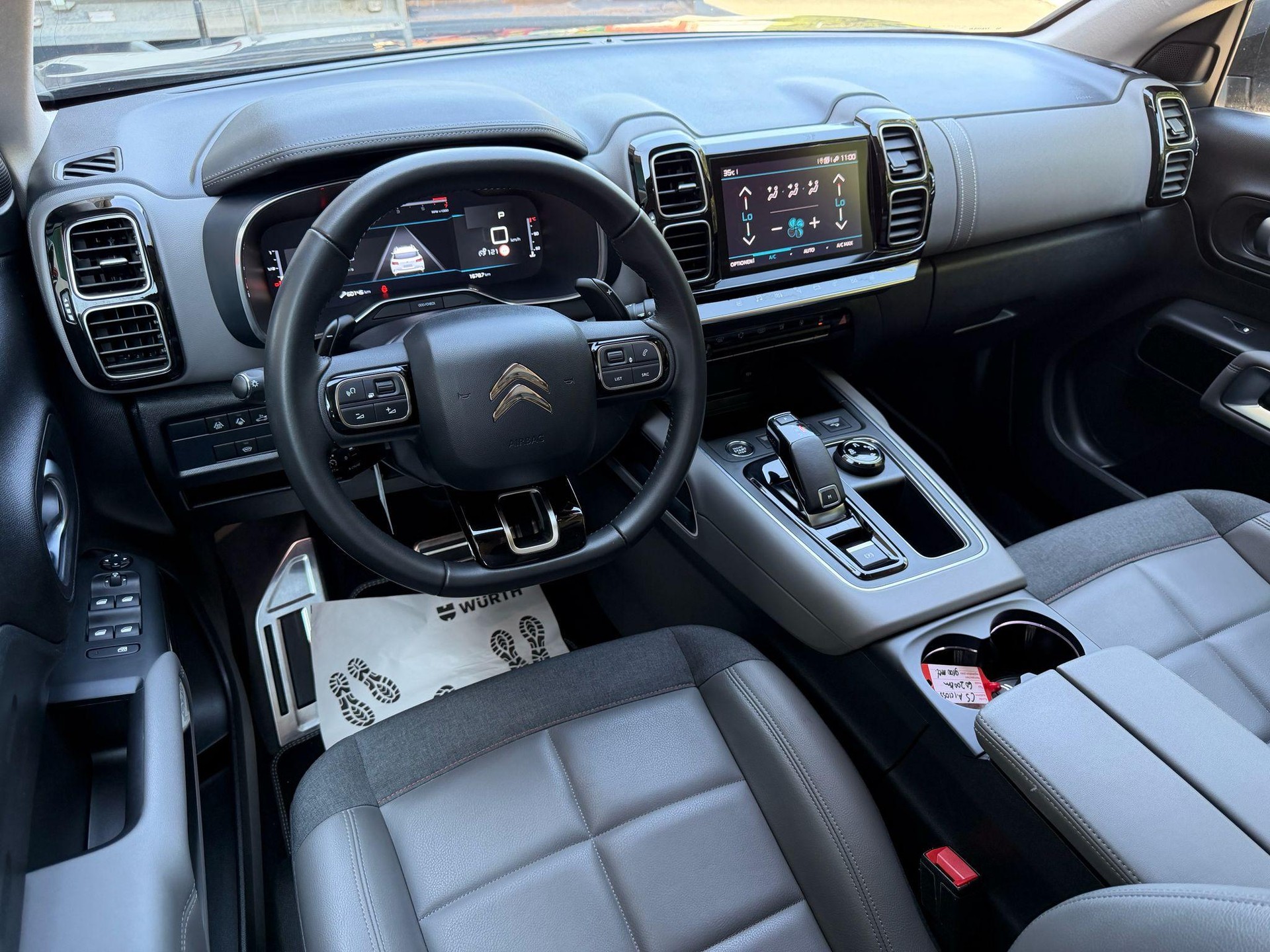 CITROEN C5 Aircross 1.5 BlueHDi Shine-image-6