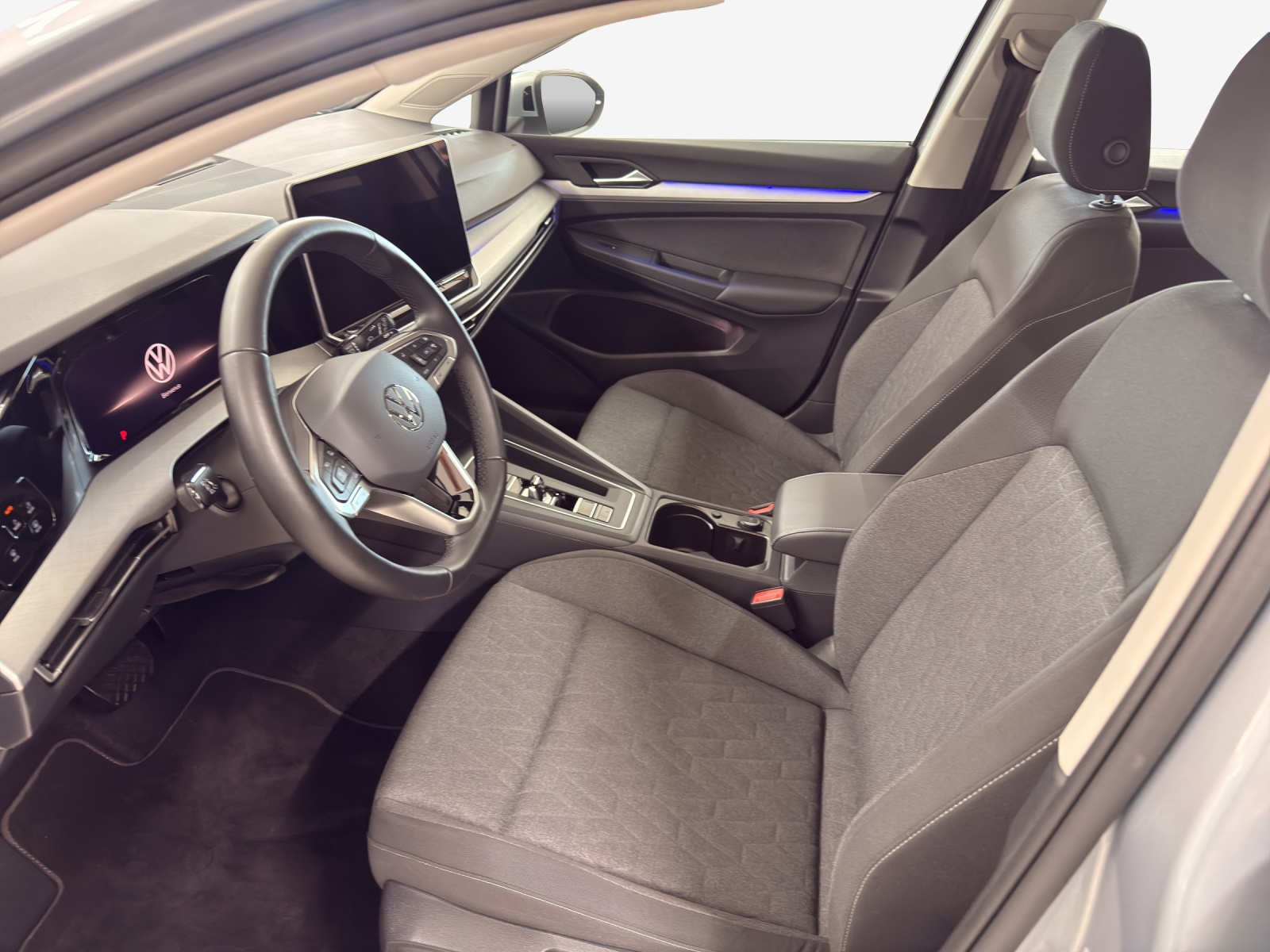 VW Golf 1.5 e TSI mHEV Life DSG-image-7