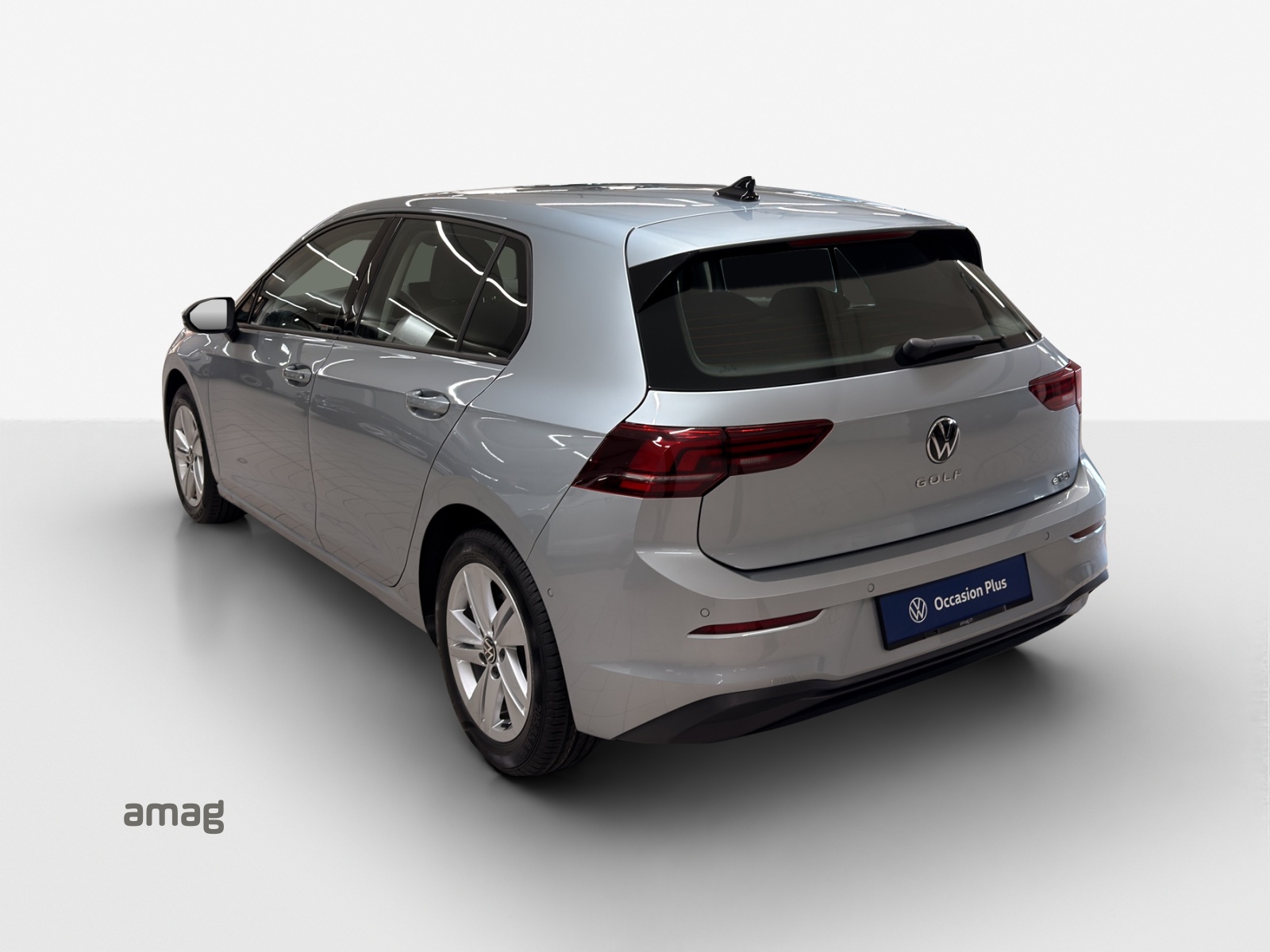 VW Golf 1.5 e TSI mHEV Life DSG-image-2