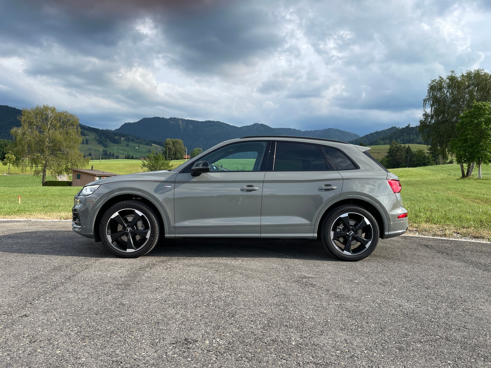 AUDI Q5 40 TDI sport quattro S-tronic-showroom-element-1