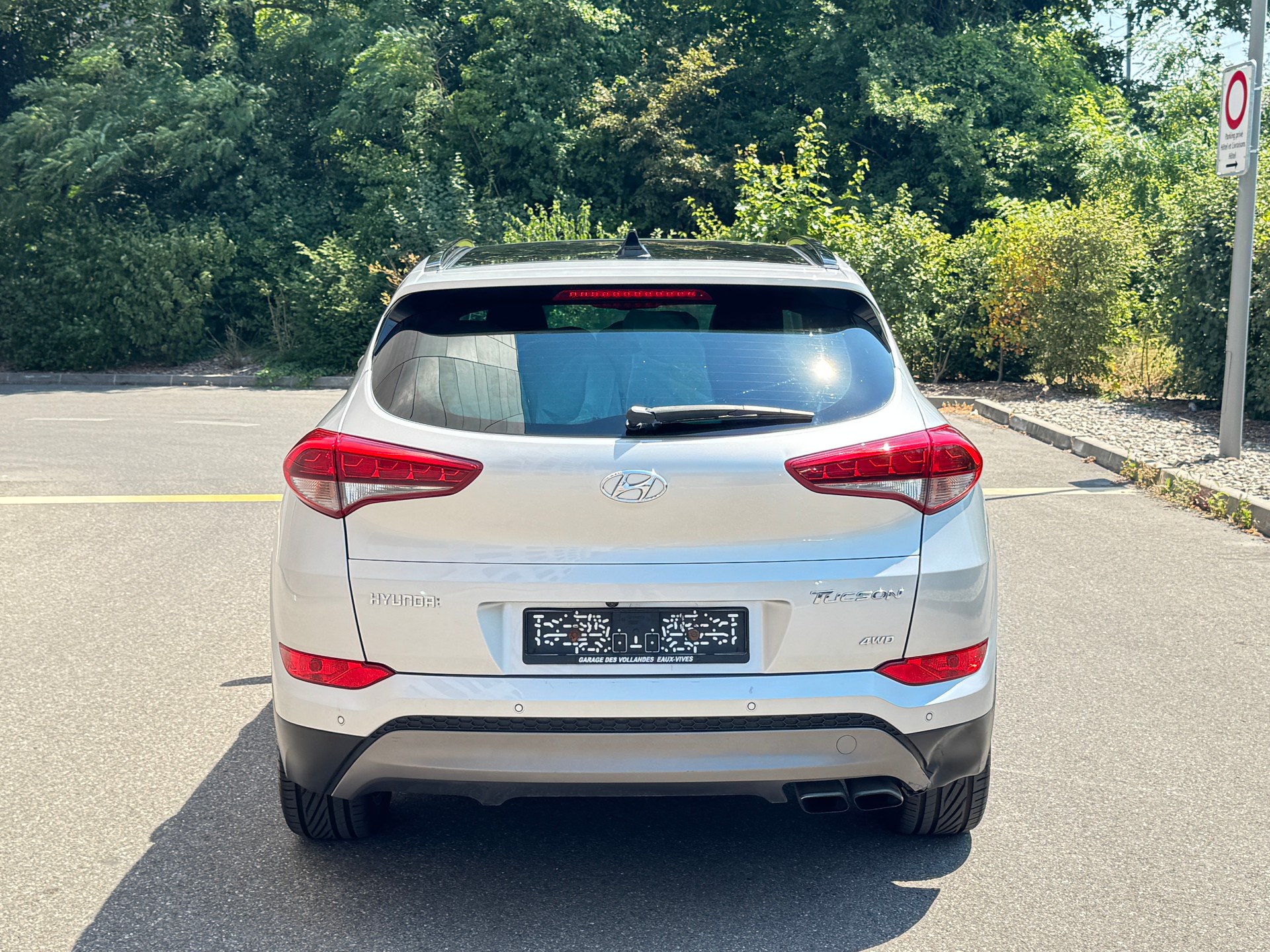HYUNDAI Tucson 1.6 TGDI Launch Edition 4WD Automatic-image-3