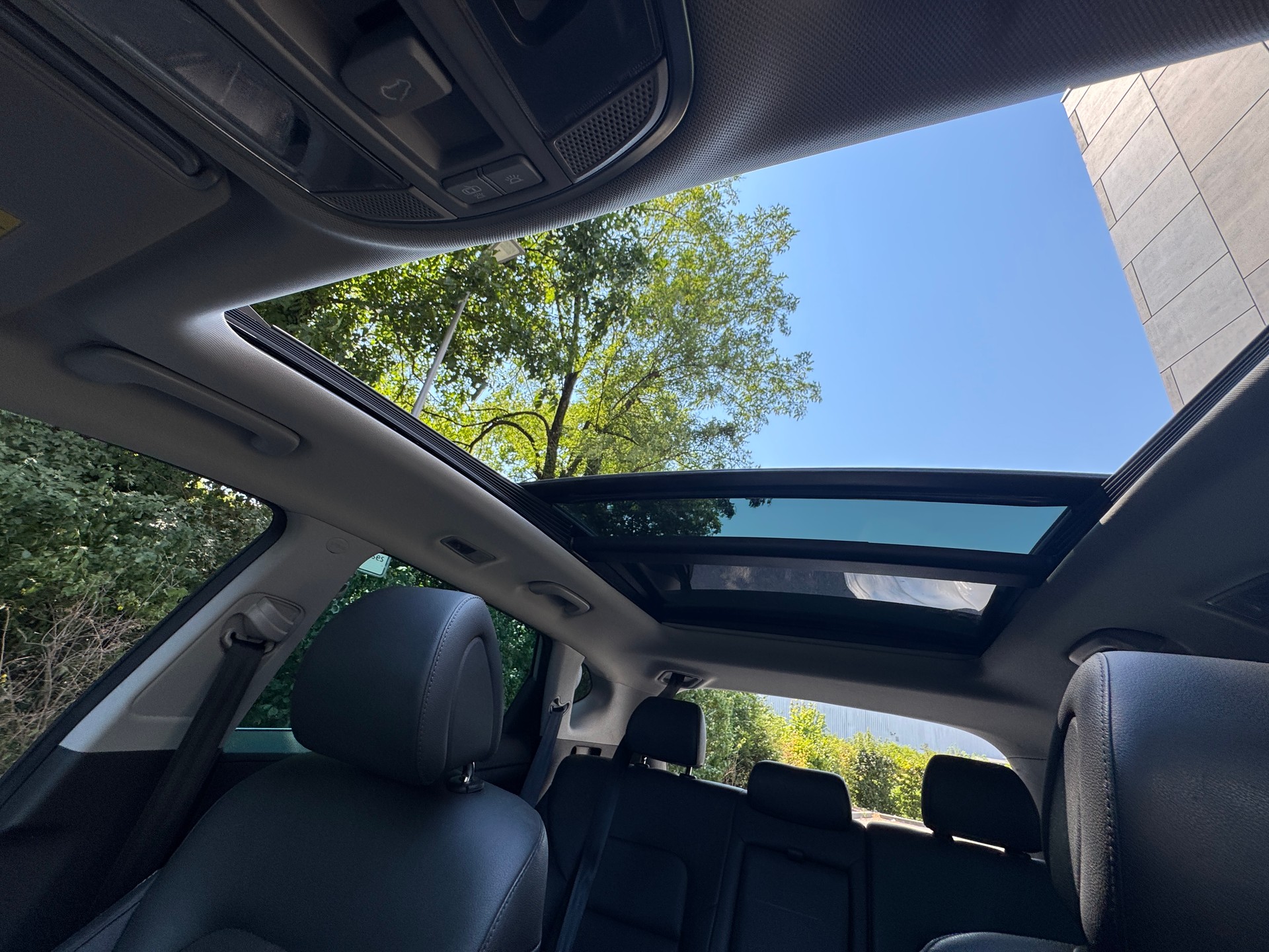 HYUNDAI Tucson 1.6 TGDI Launch Edition 4WD Automatic-image-12