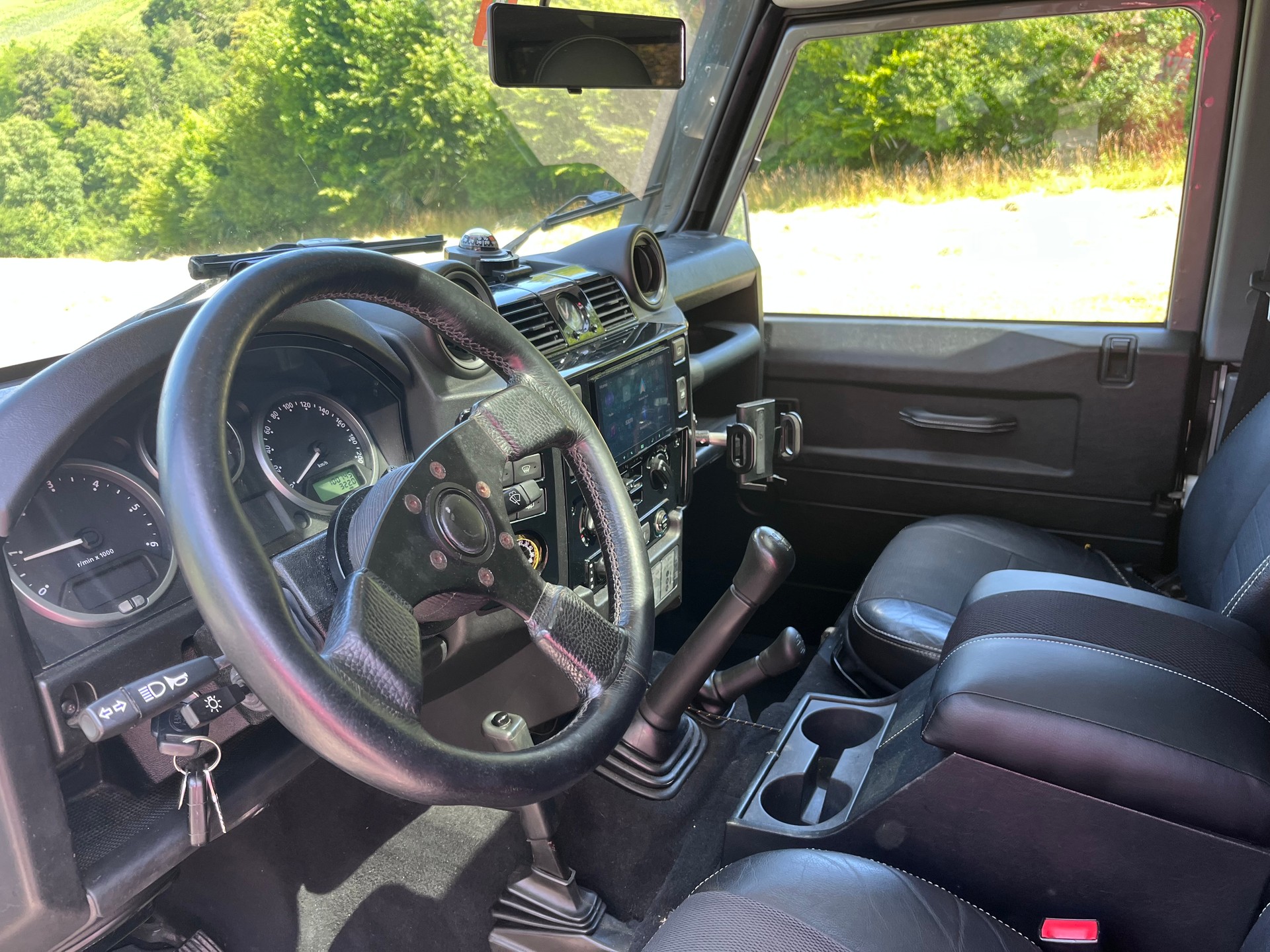 LAND ROVER 2.4 Tdi SW-image-3