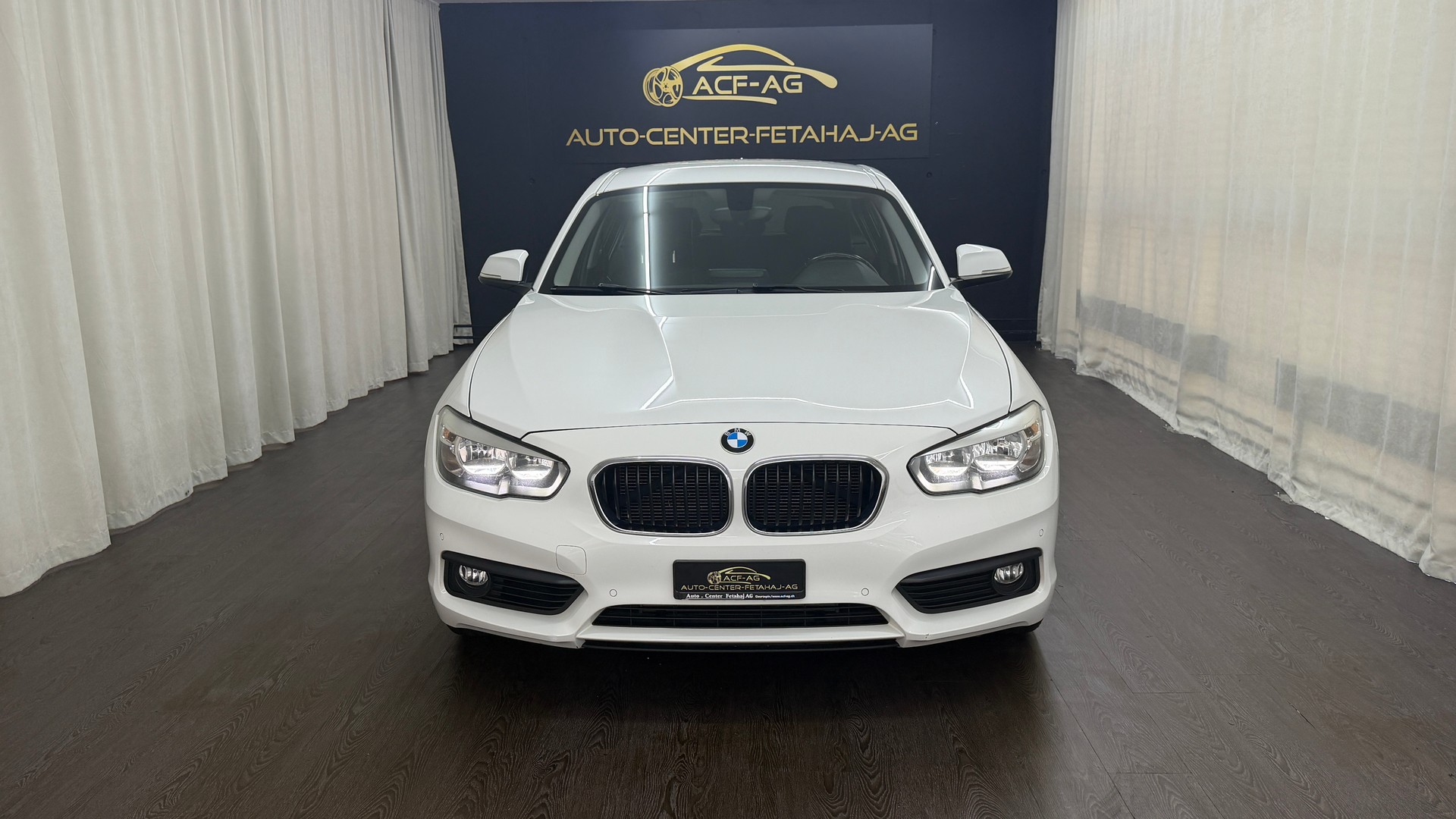 BMW 118i Steptronic-image-1